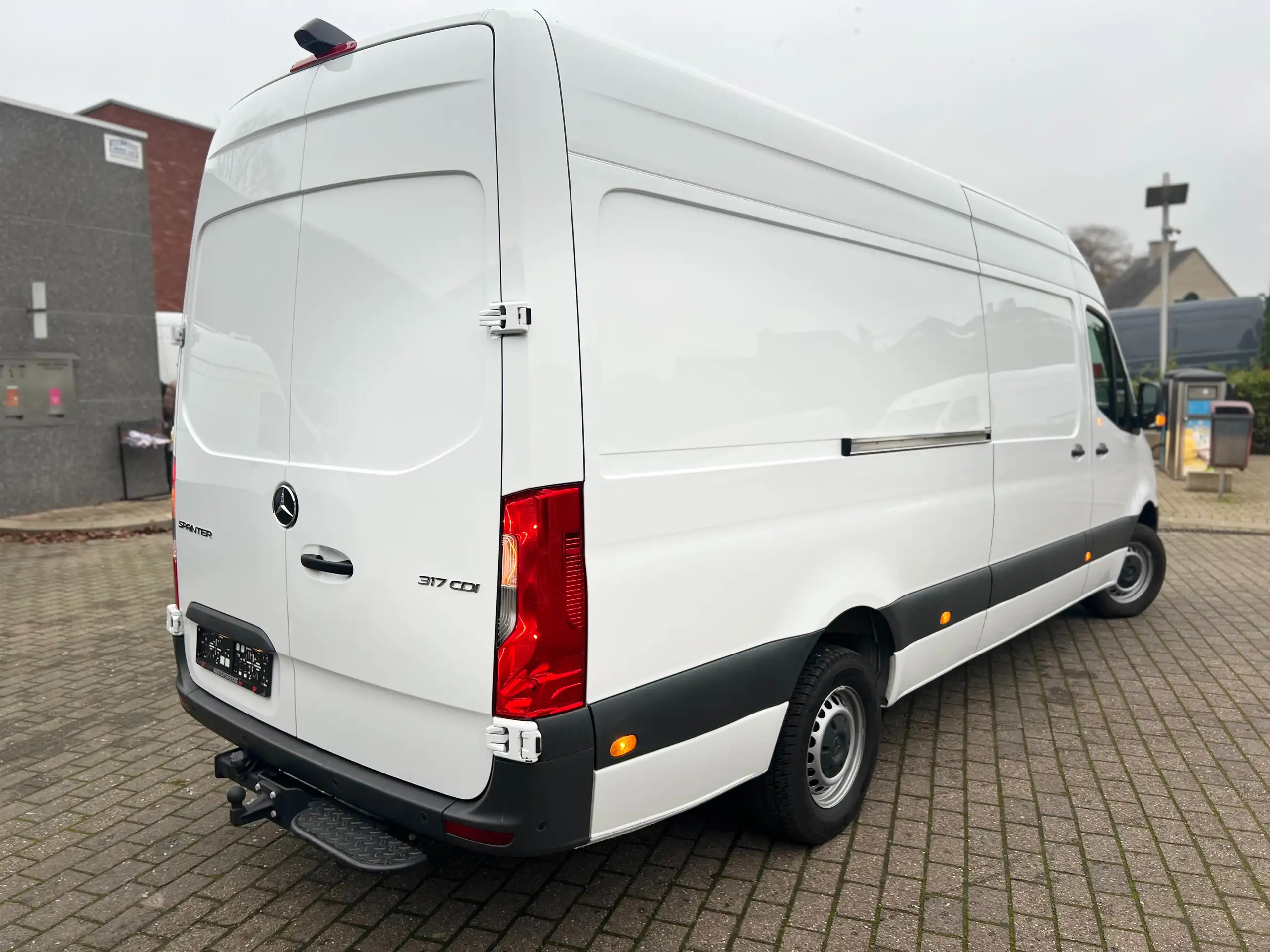 Mercedes-Benz - Sprinter