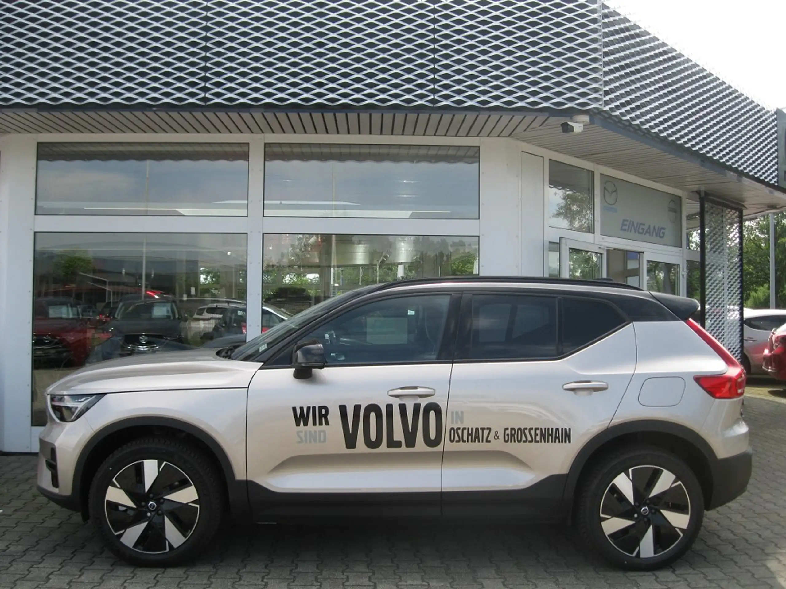 Volvo - XC40