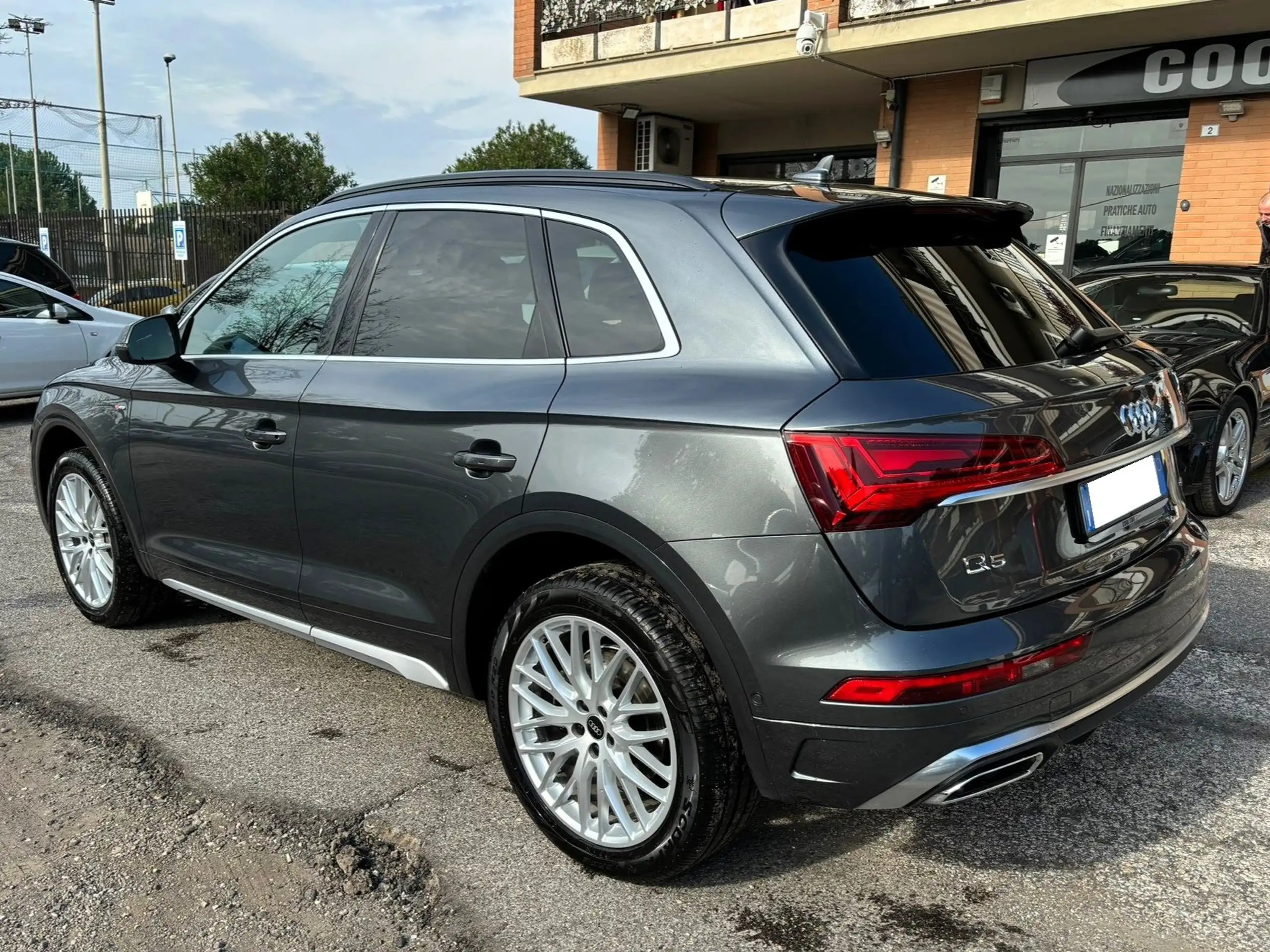 Audi - Q5