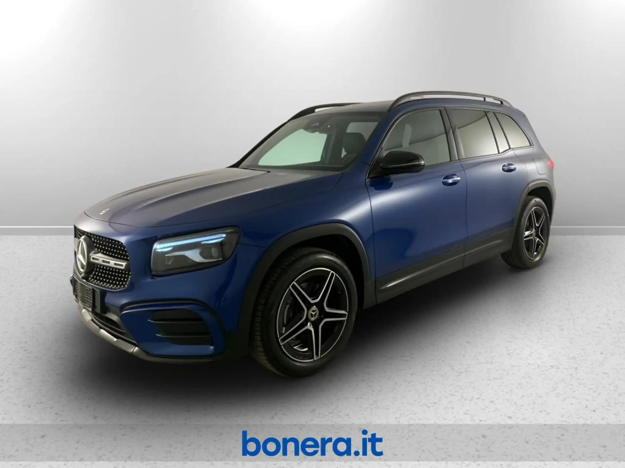 Mercedes-Benz GLB 200 2022