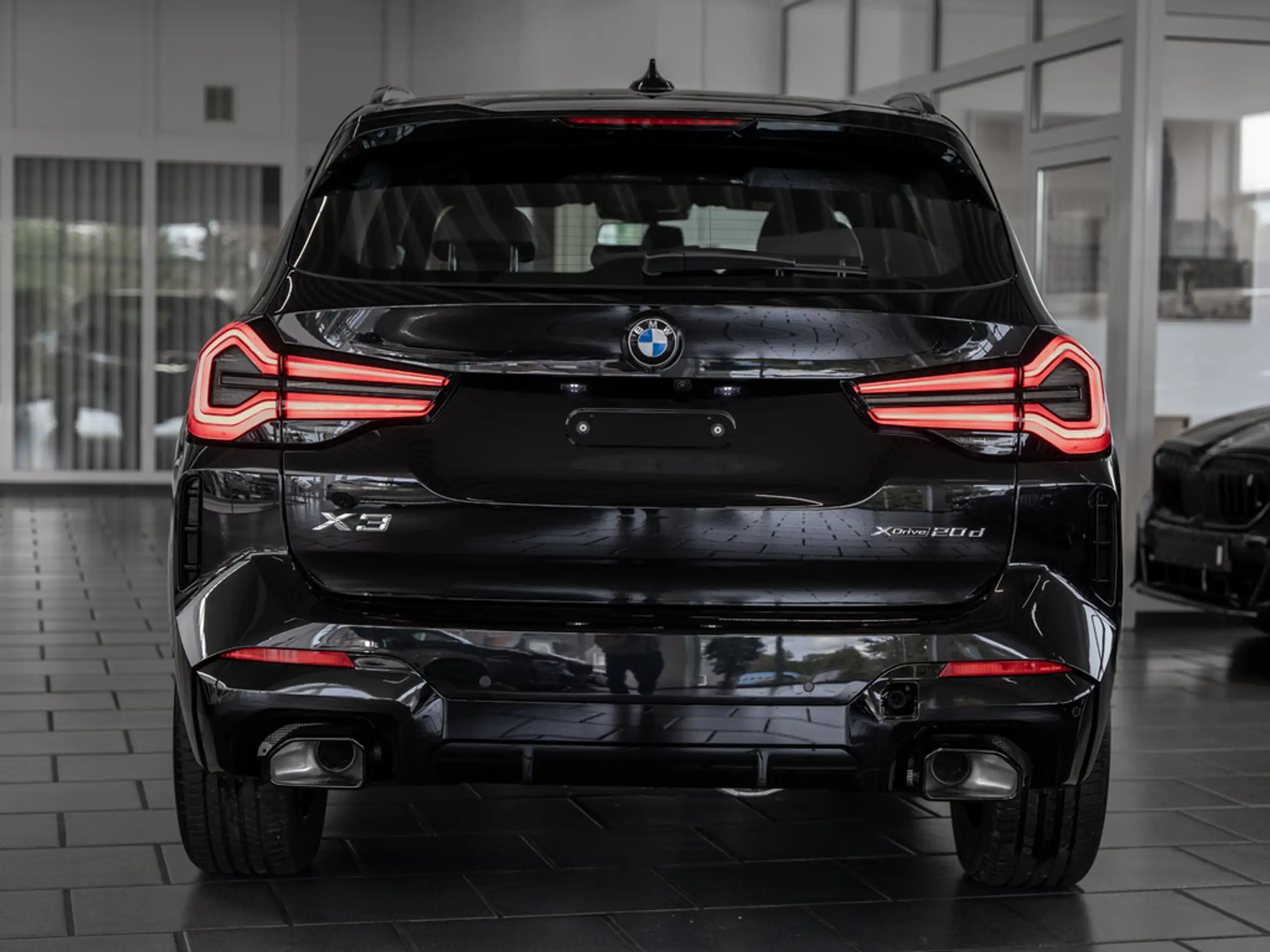 BMW - X3