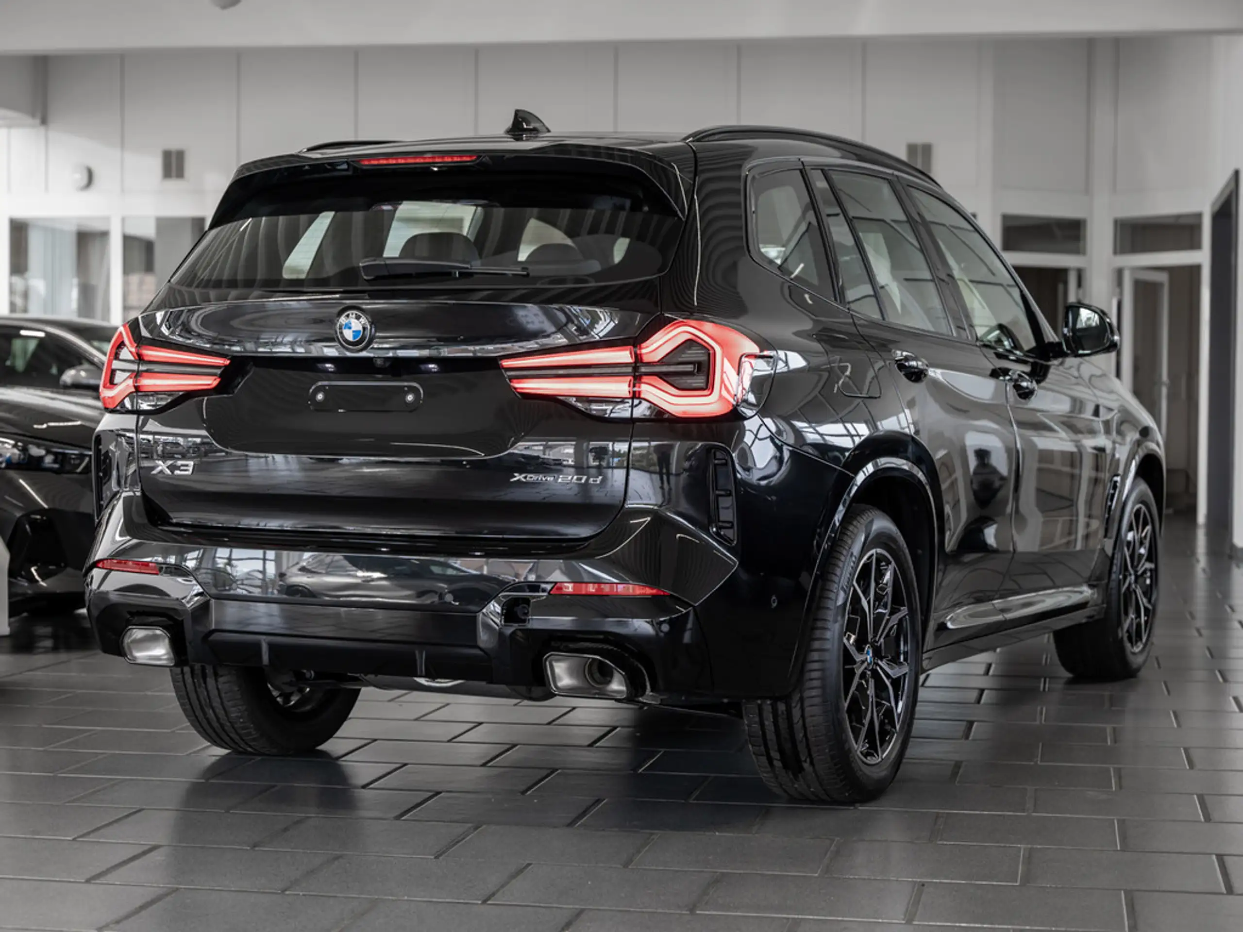 BMW - X3