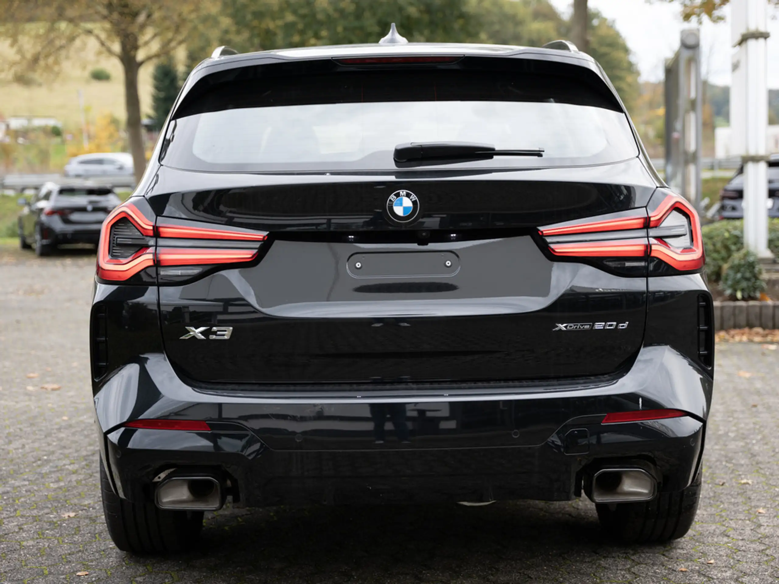 BMW - X3