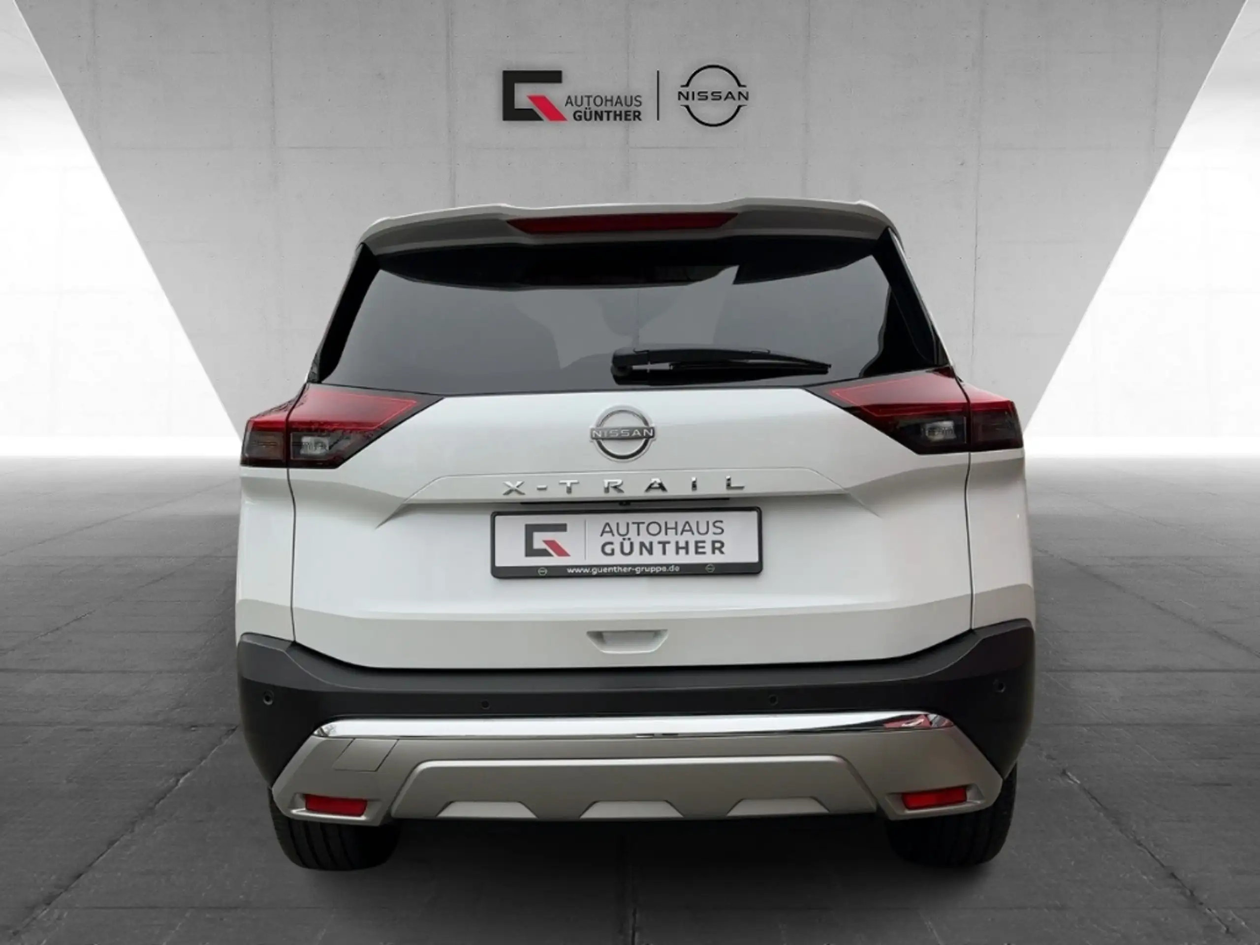 Nissan - X-Trail