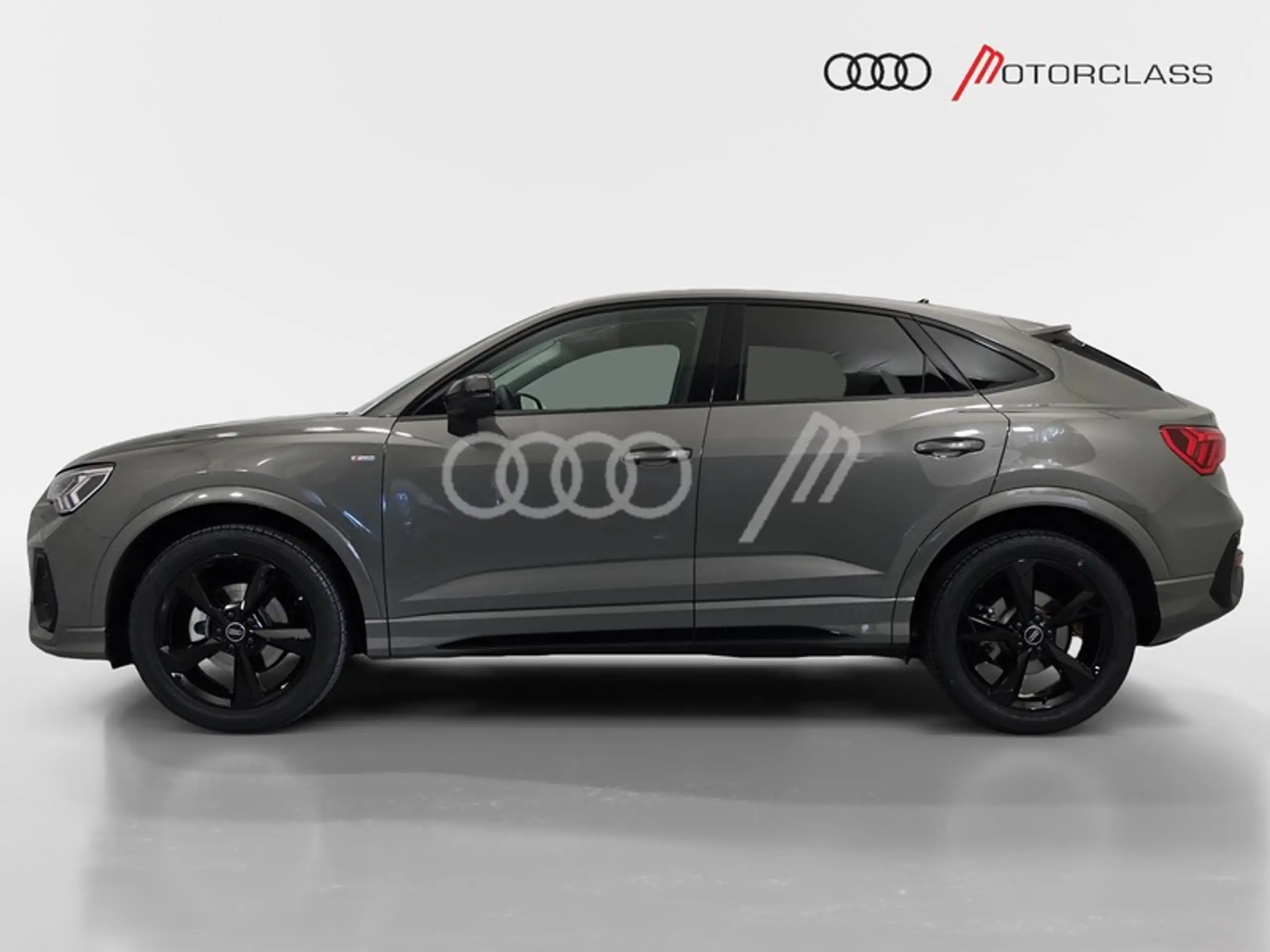 Audi - Q3