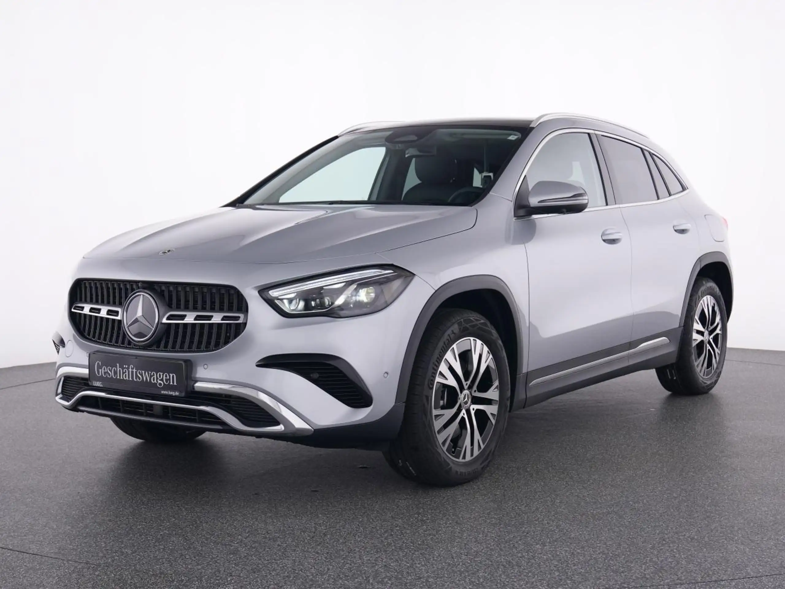 Mercedes-Benz - GLA 250