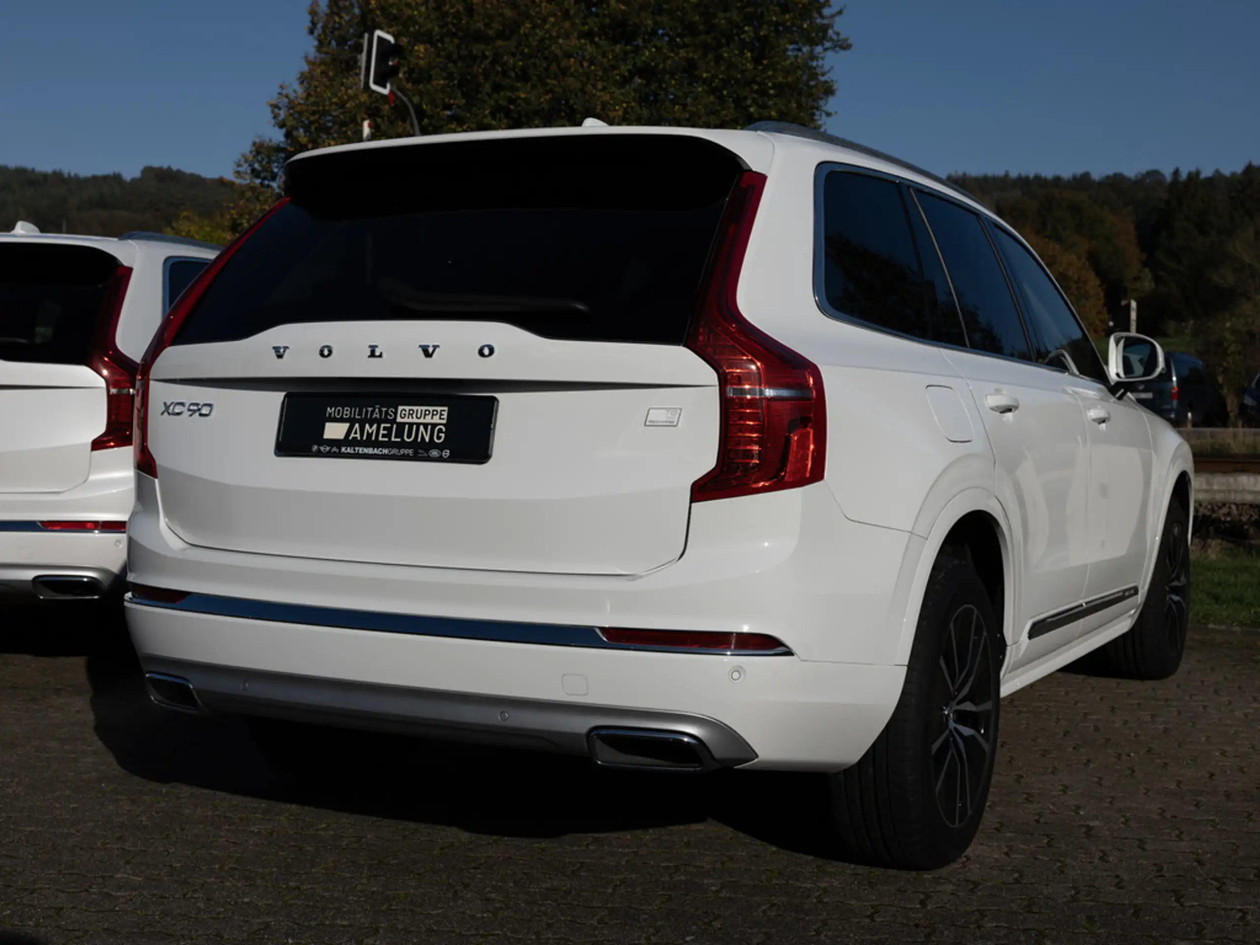 Volvo - XC90