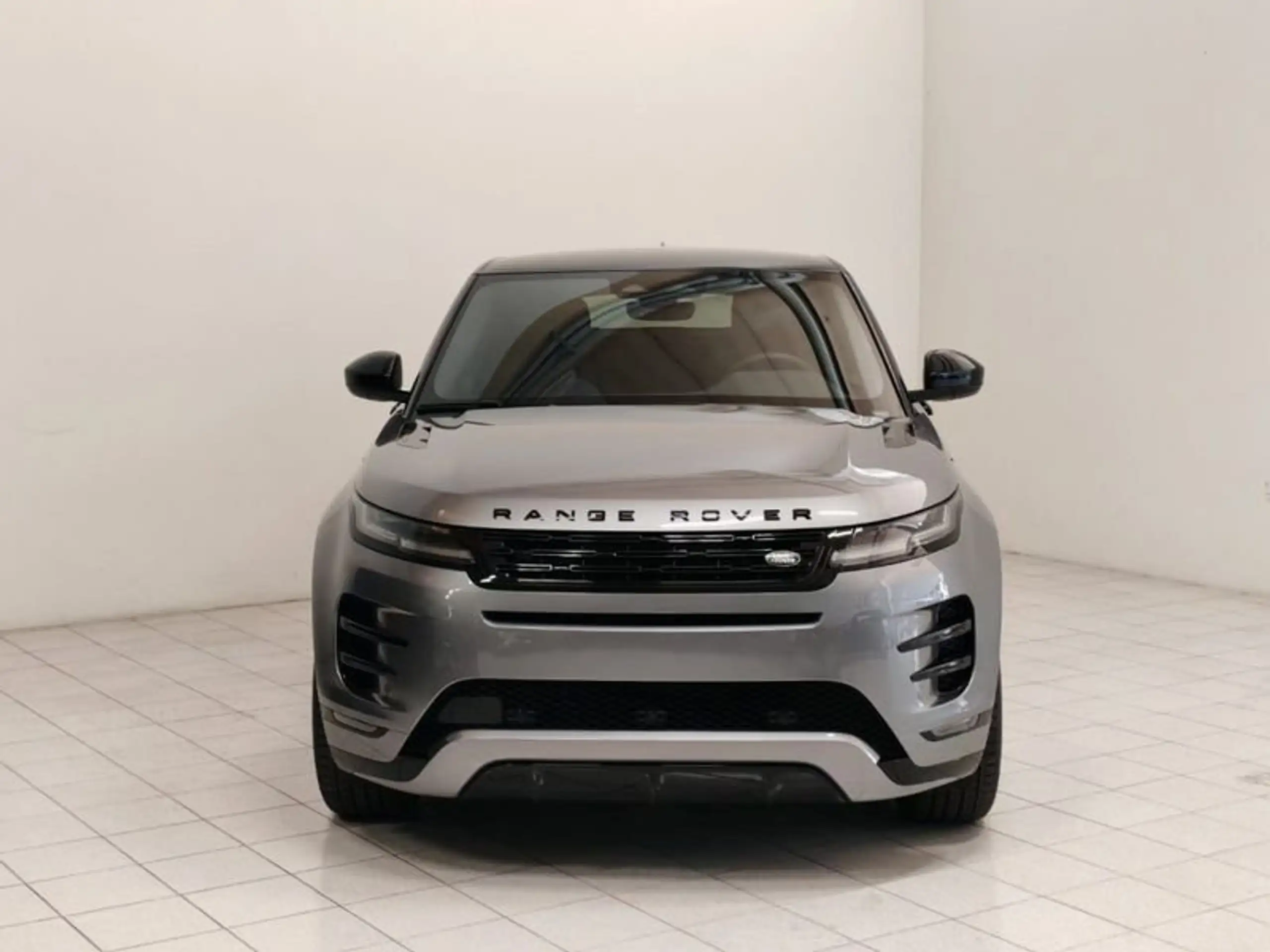 Land Rover - Range Rover Evoque