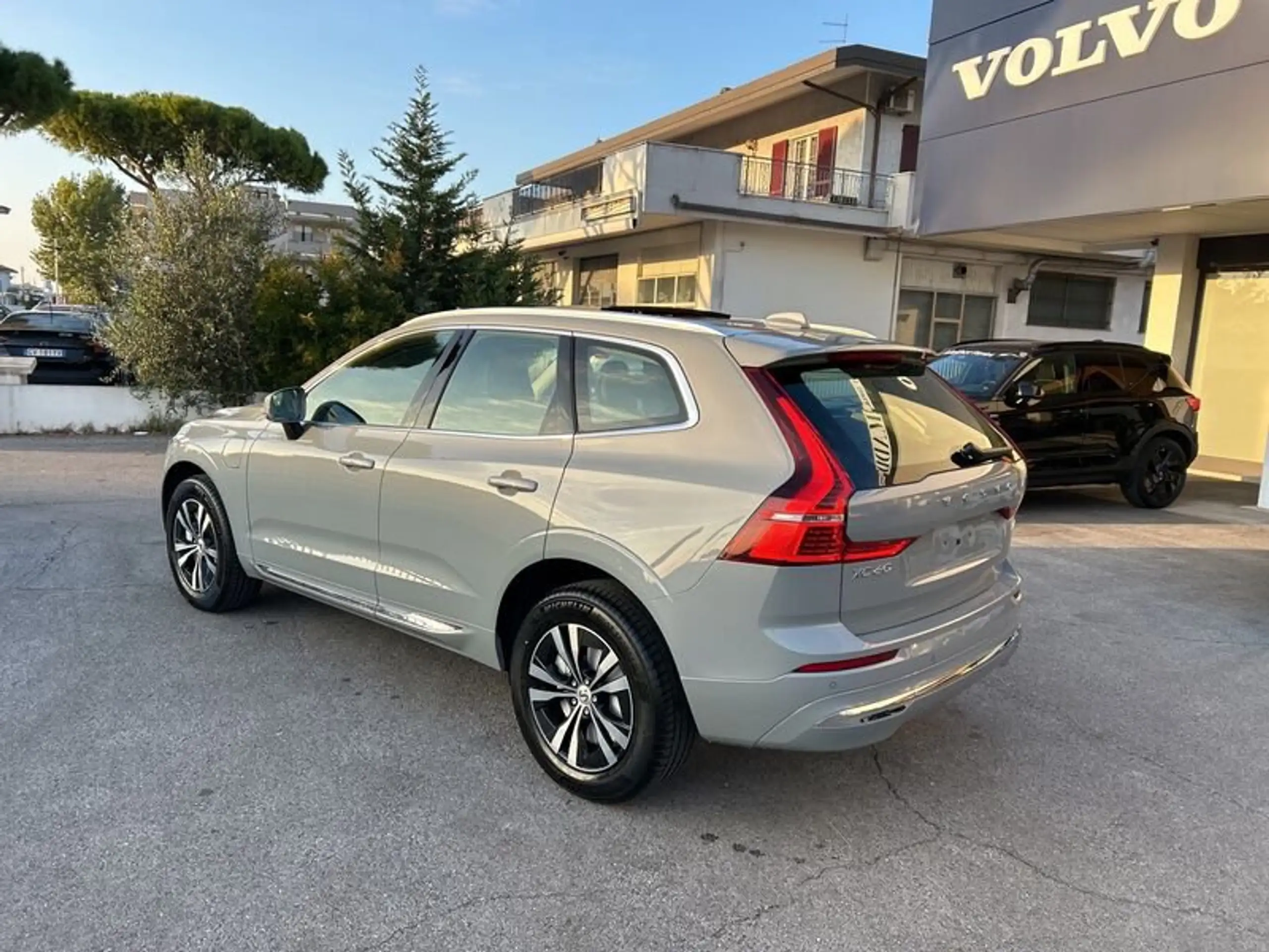 Volvo - XC60