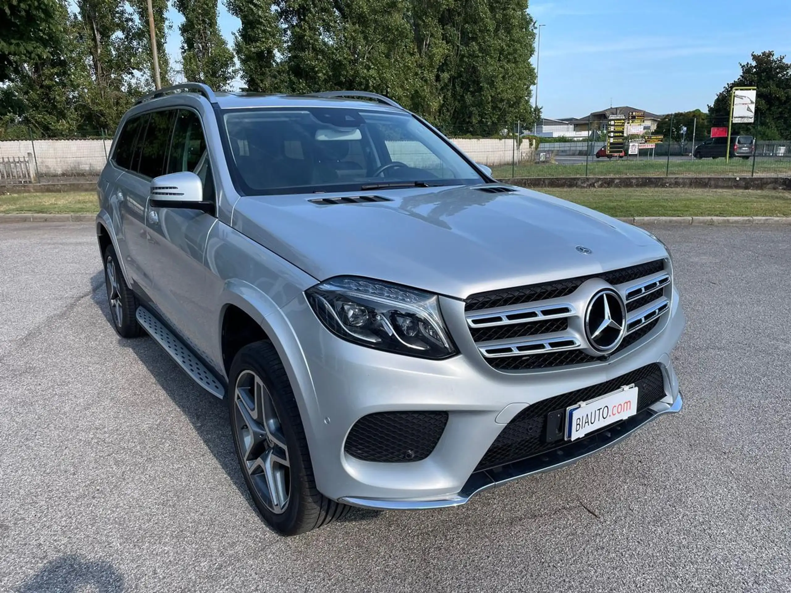 Mercedes-Benz - GLS 350