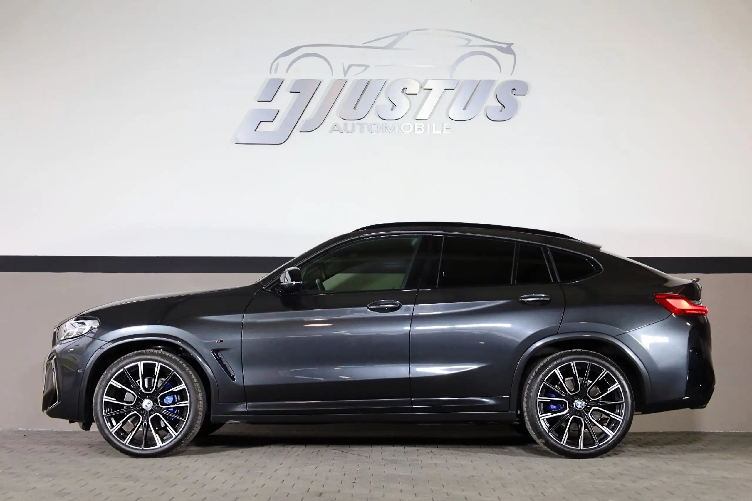 BMW - X4 M