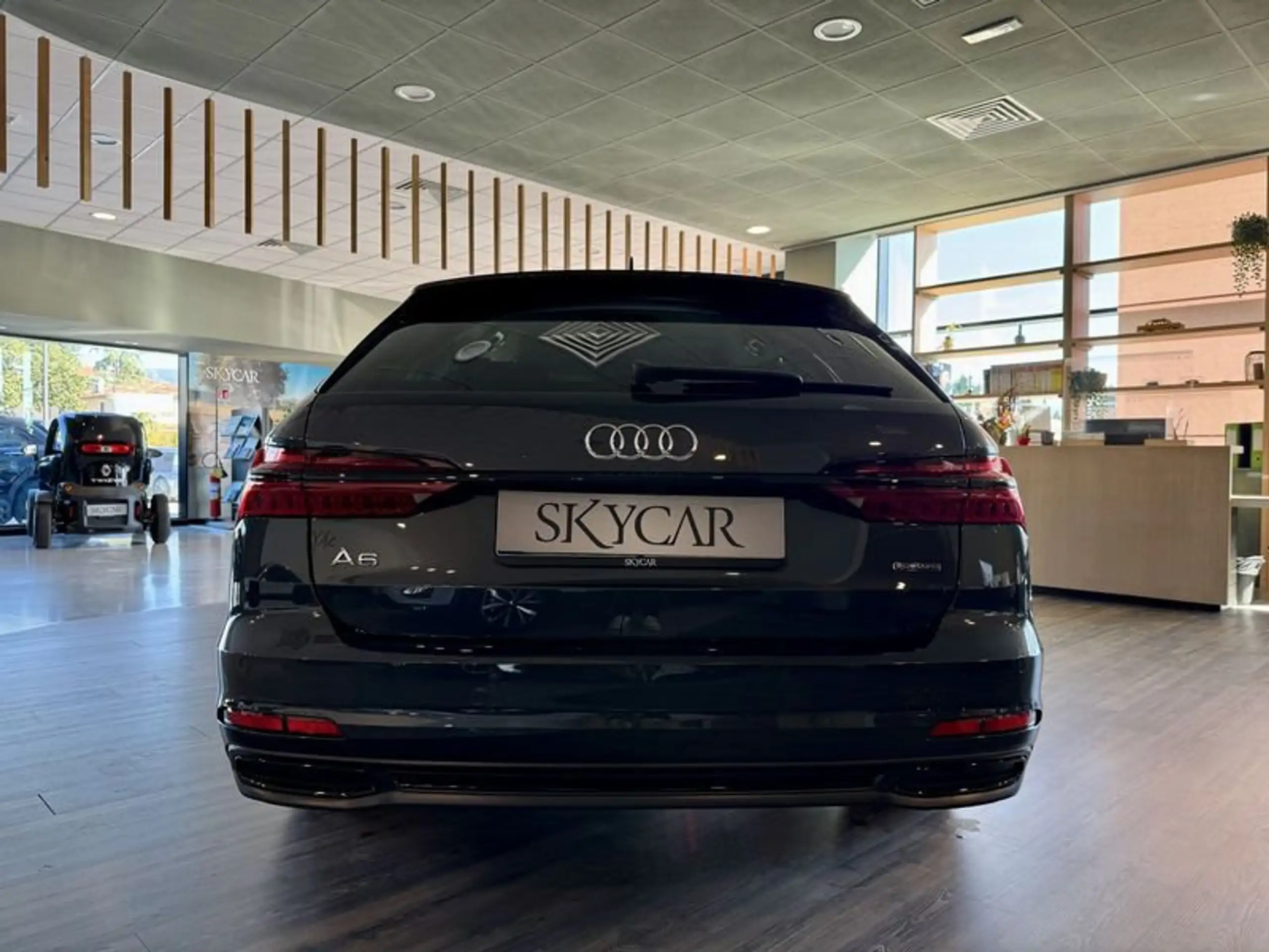 Audi - A6