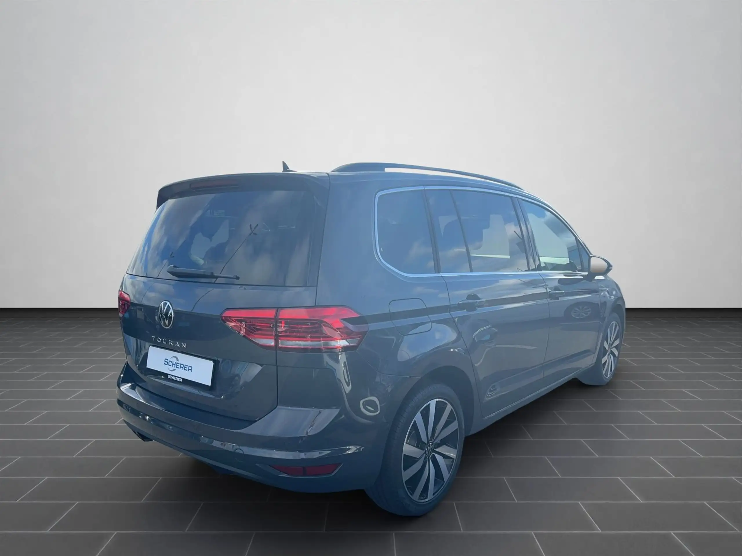 Volkswagen - Touran