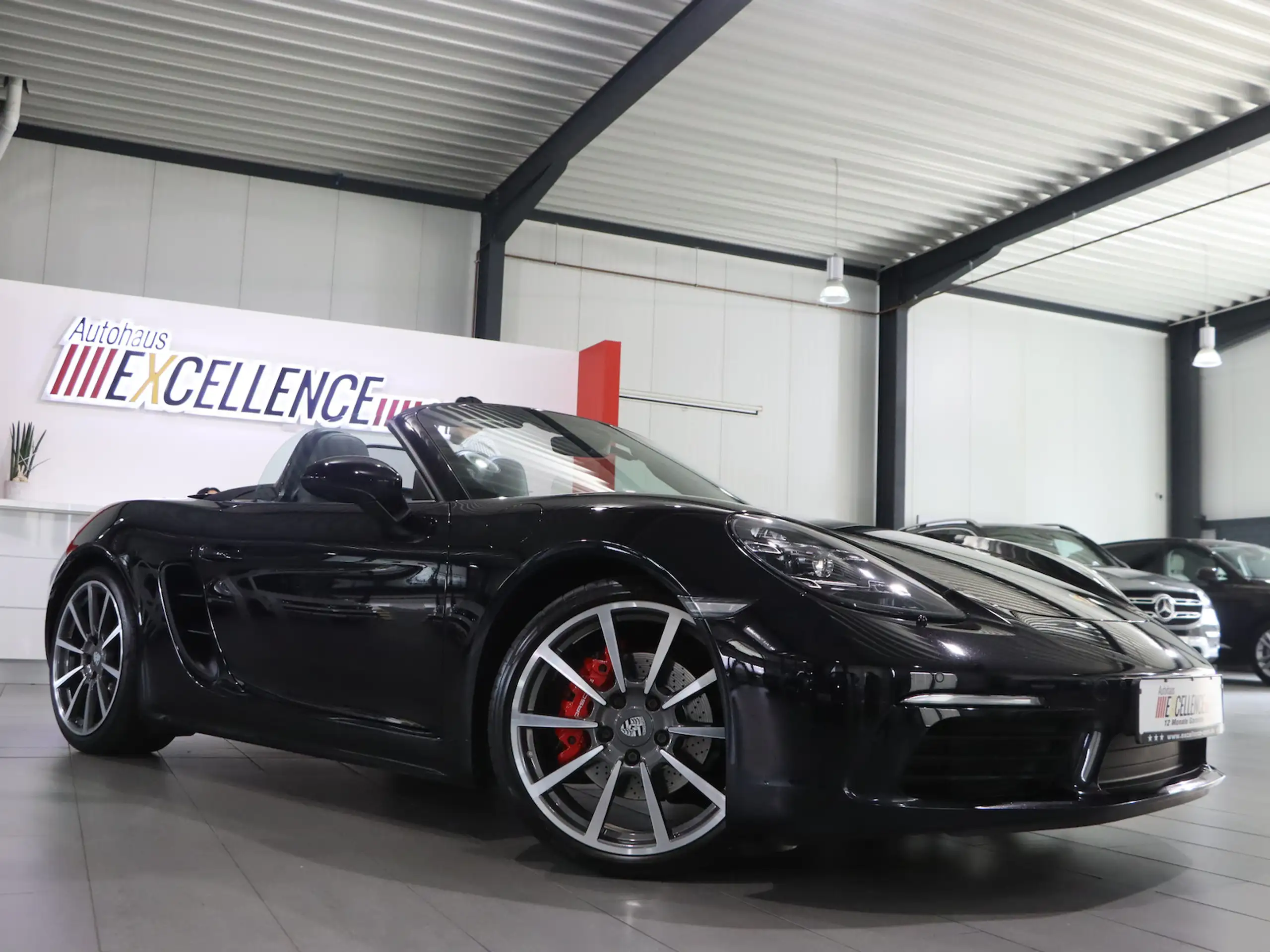 Porsche - Boxster