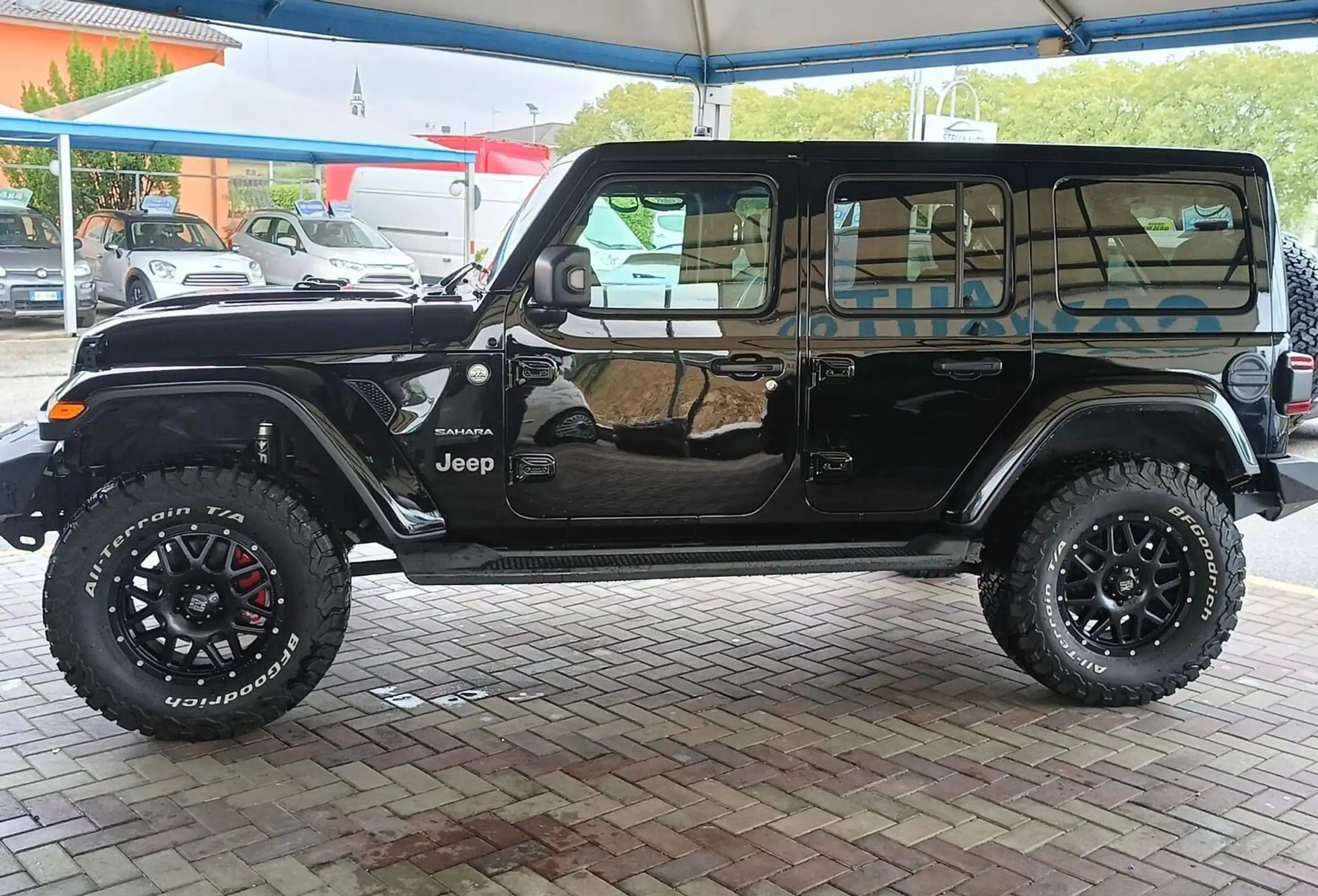 Jeep - Wrangler