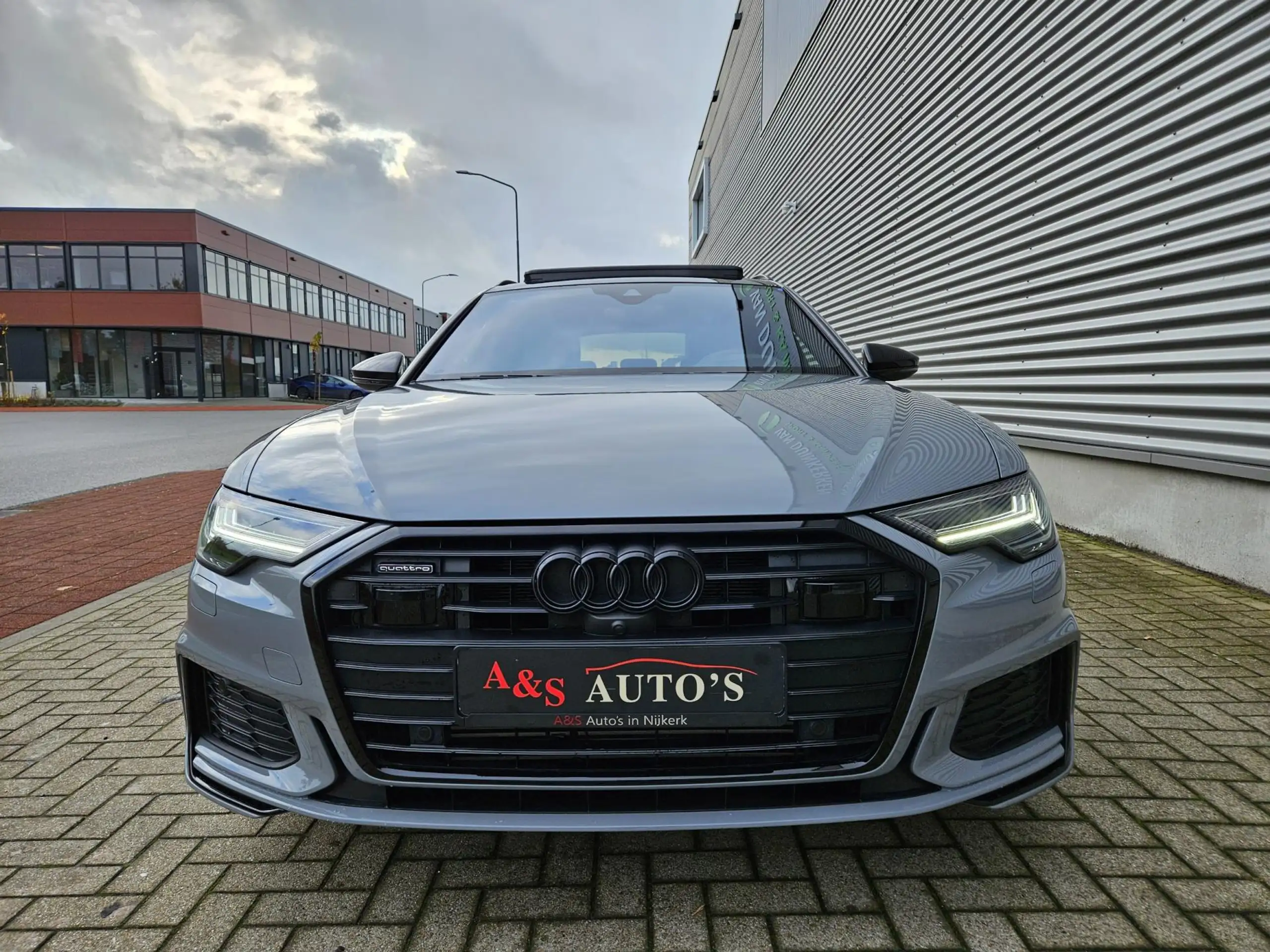 Audi - A6