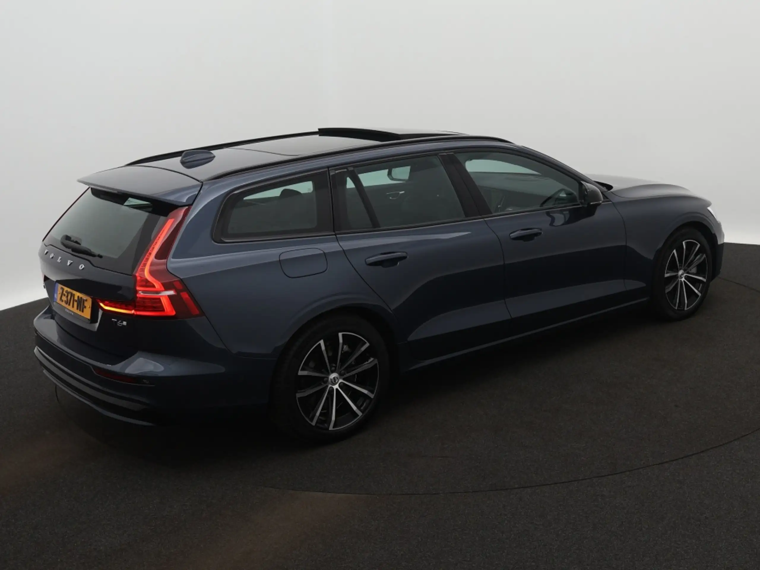 Volvo - V60