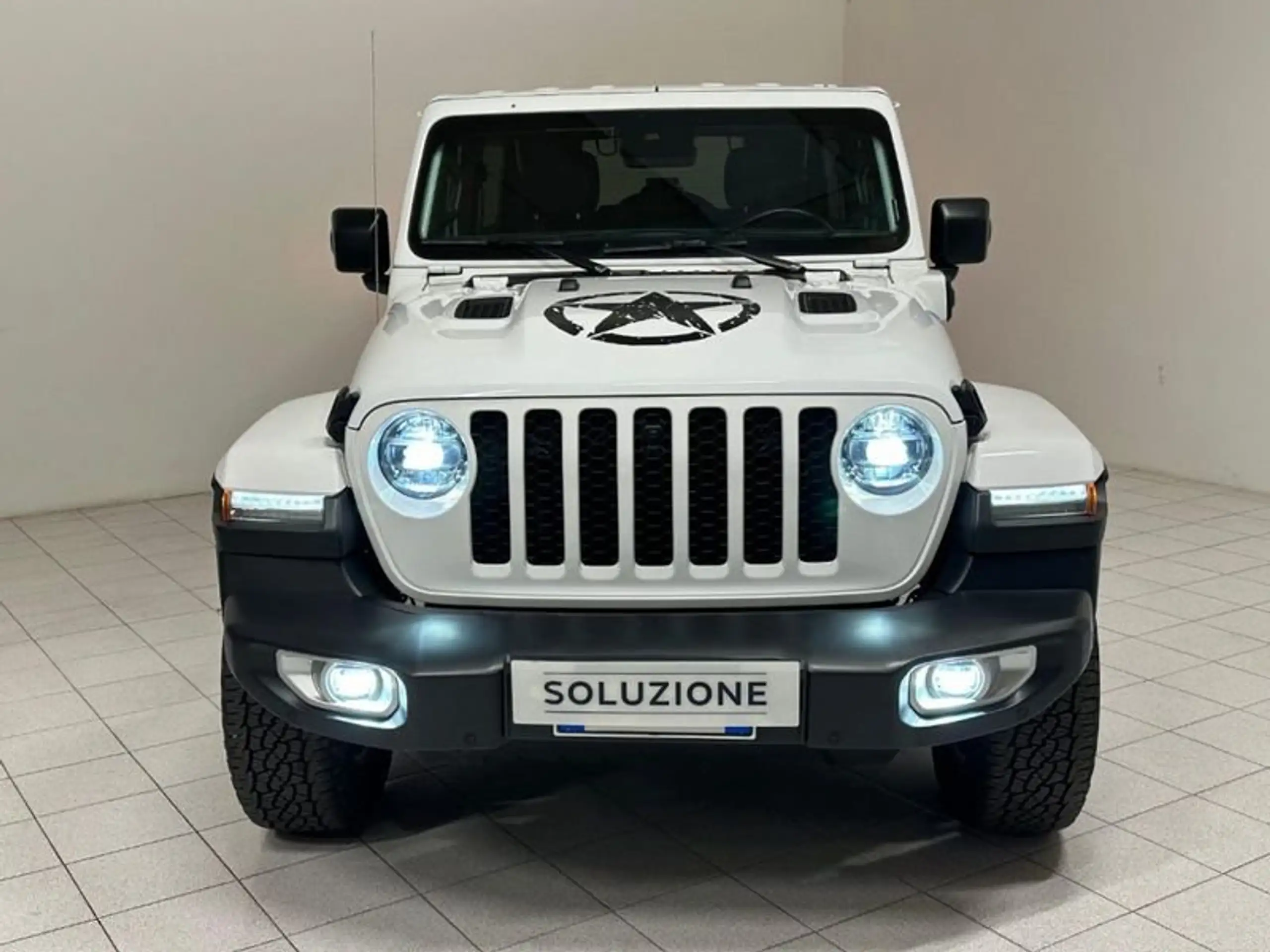 Jeep - Wrangler