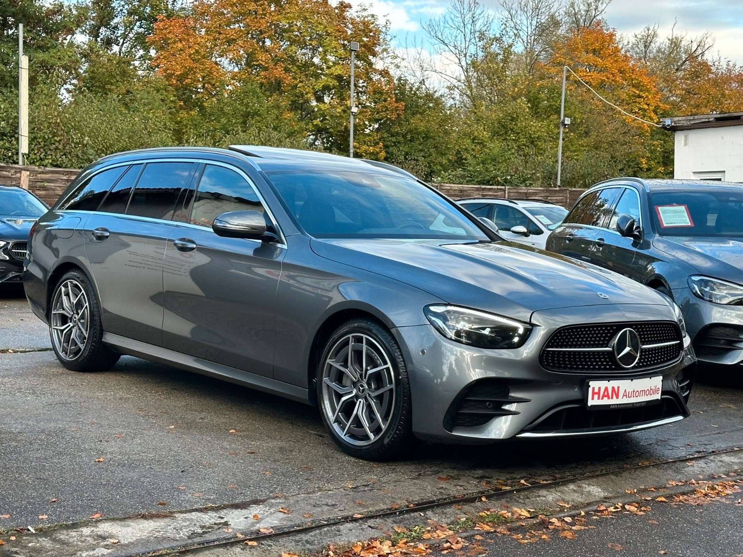 Mercedes-Benz - E 220