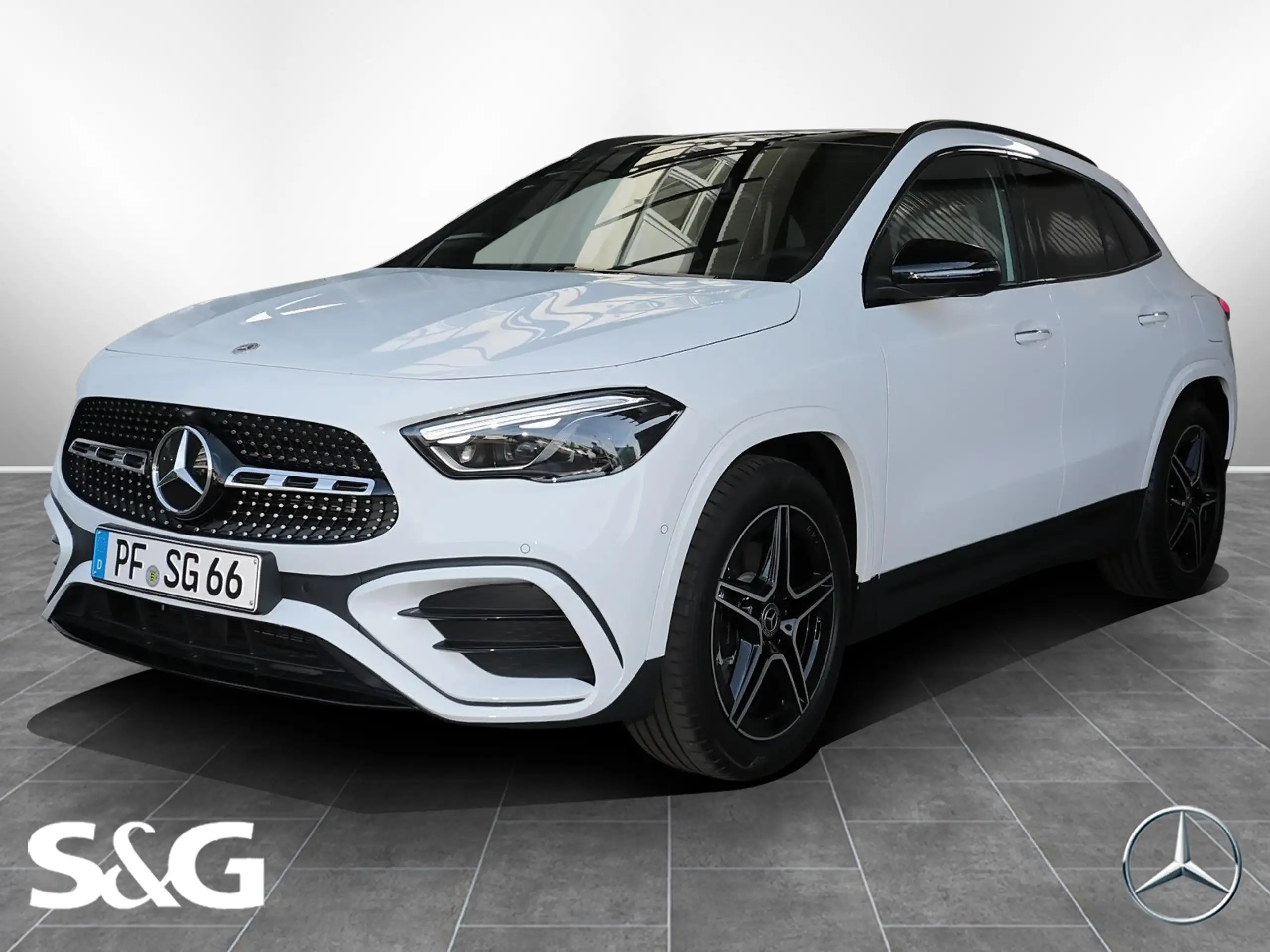 Mercedes-Benz - GLA 200