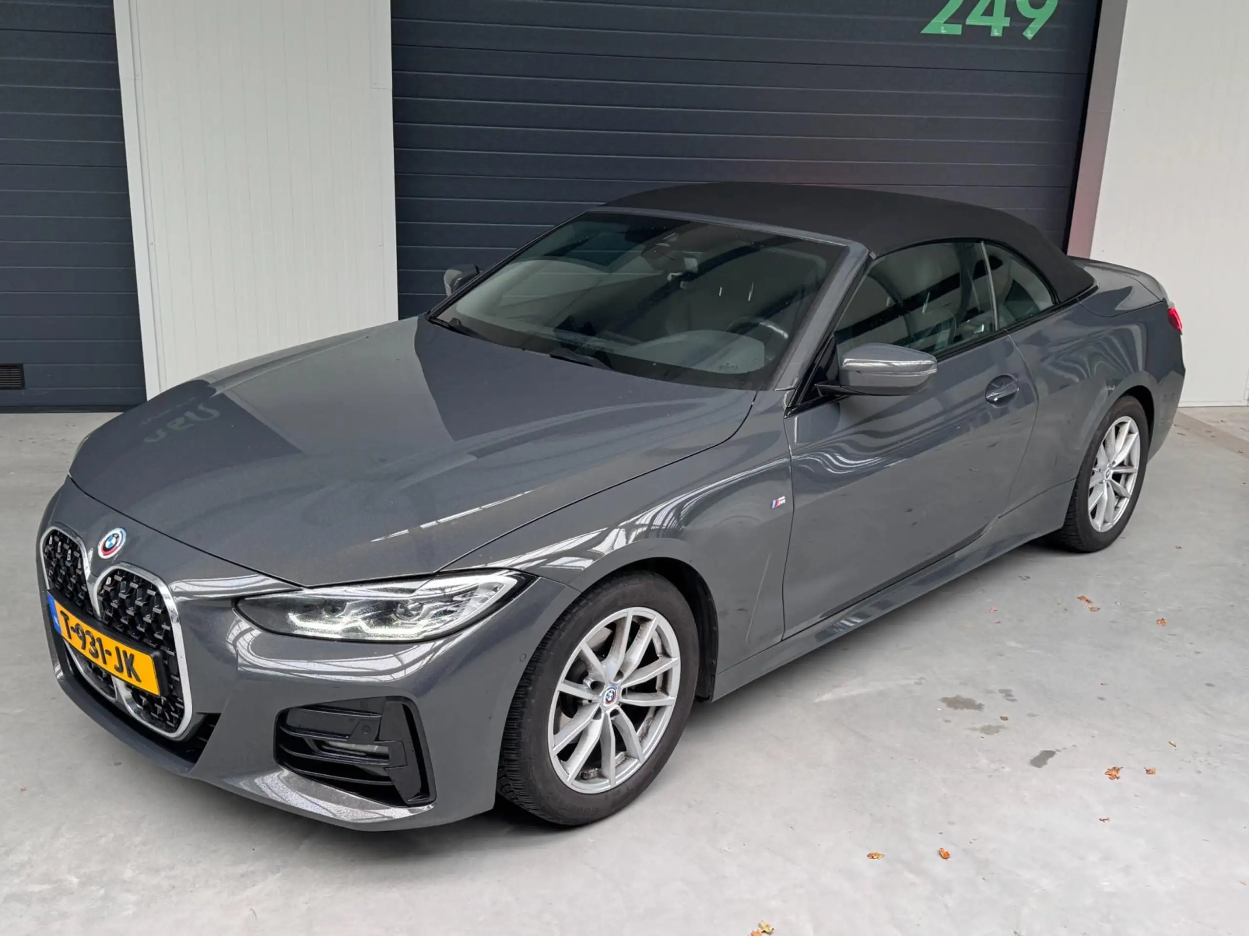 BMW - 420