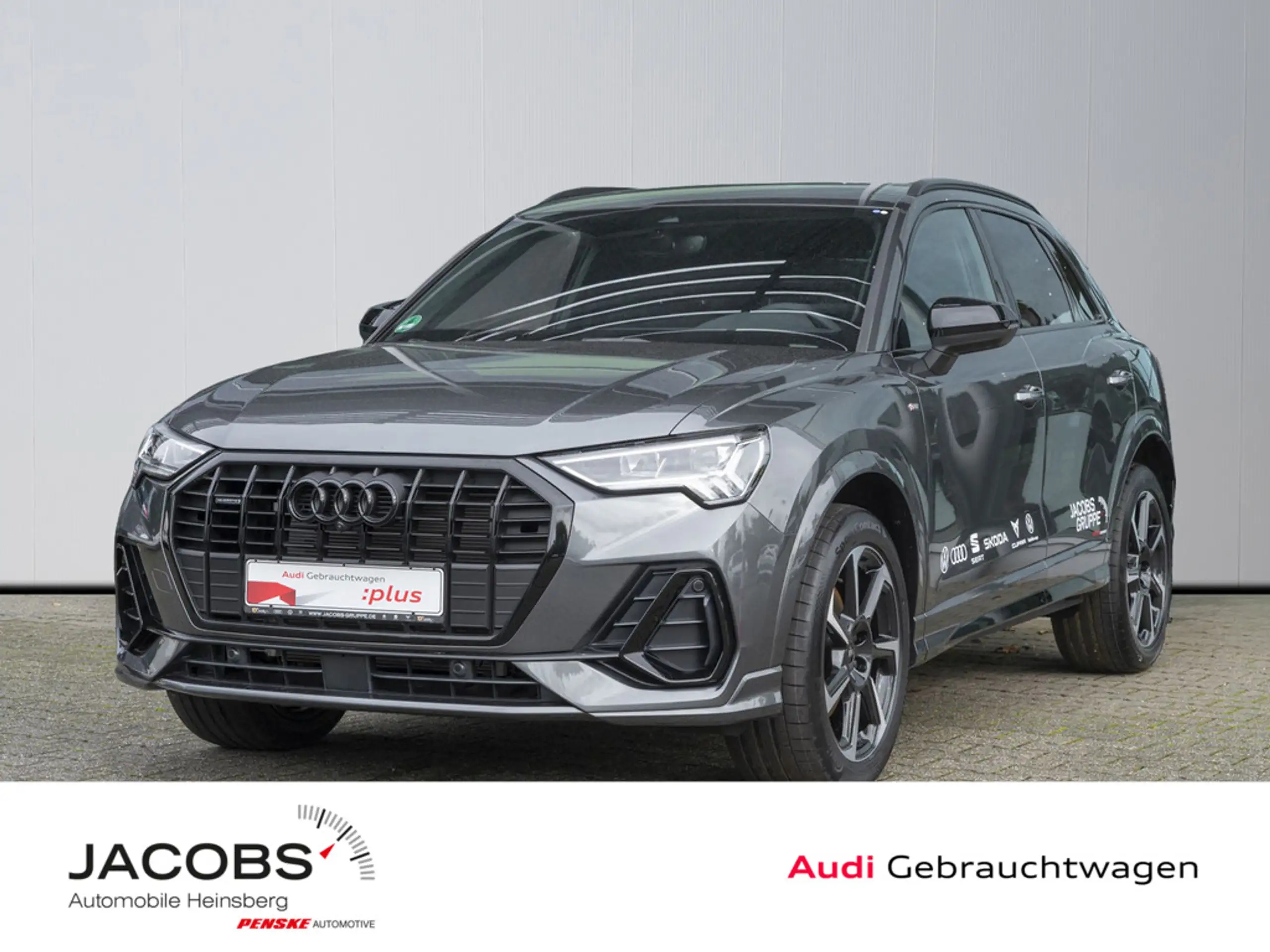 Audi - Q3