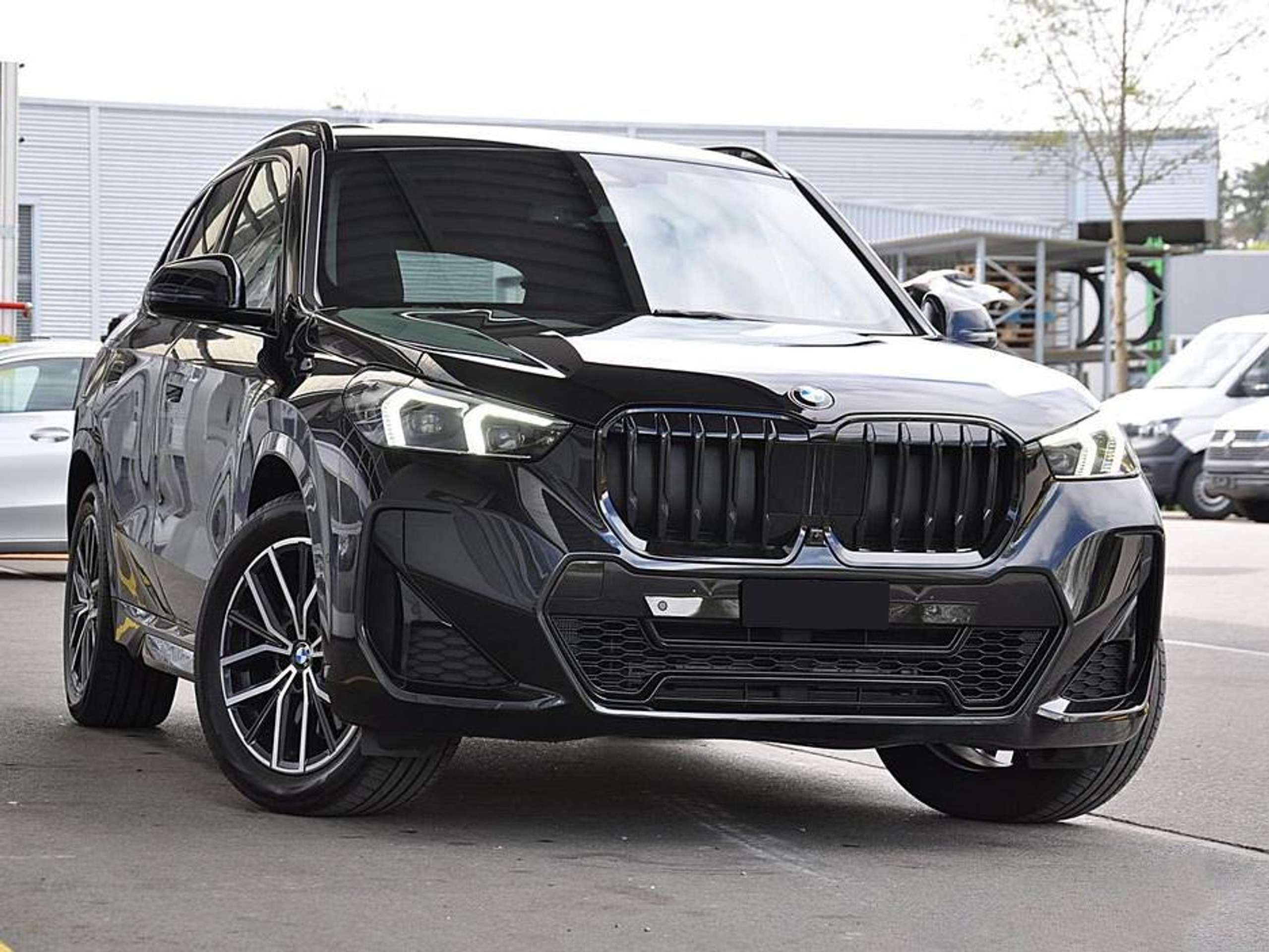 BMW - X1