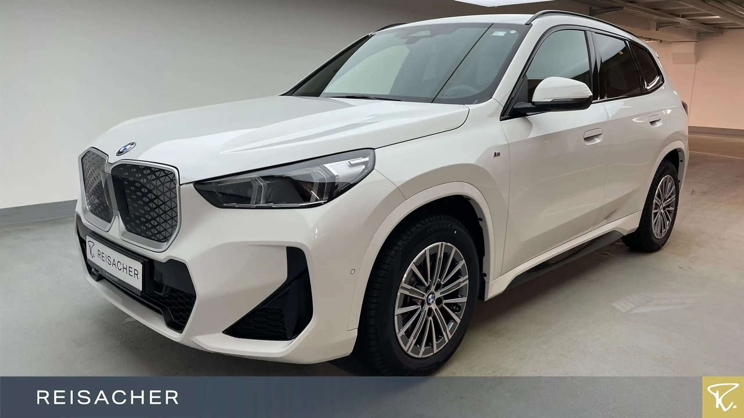 BMW - X1