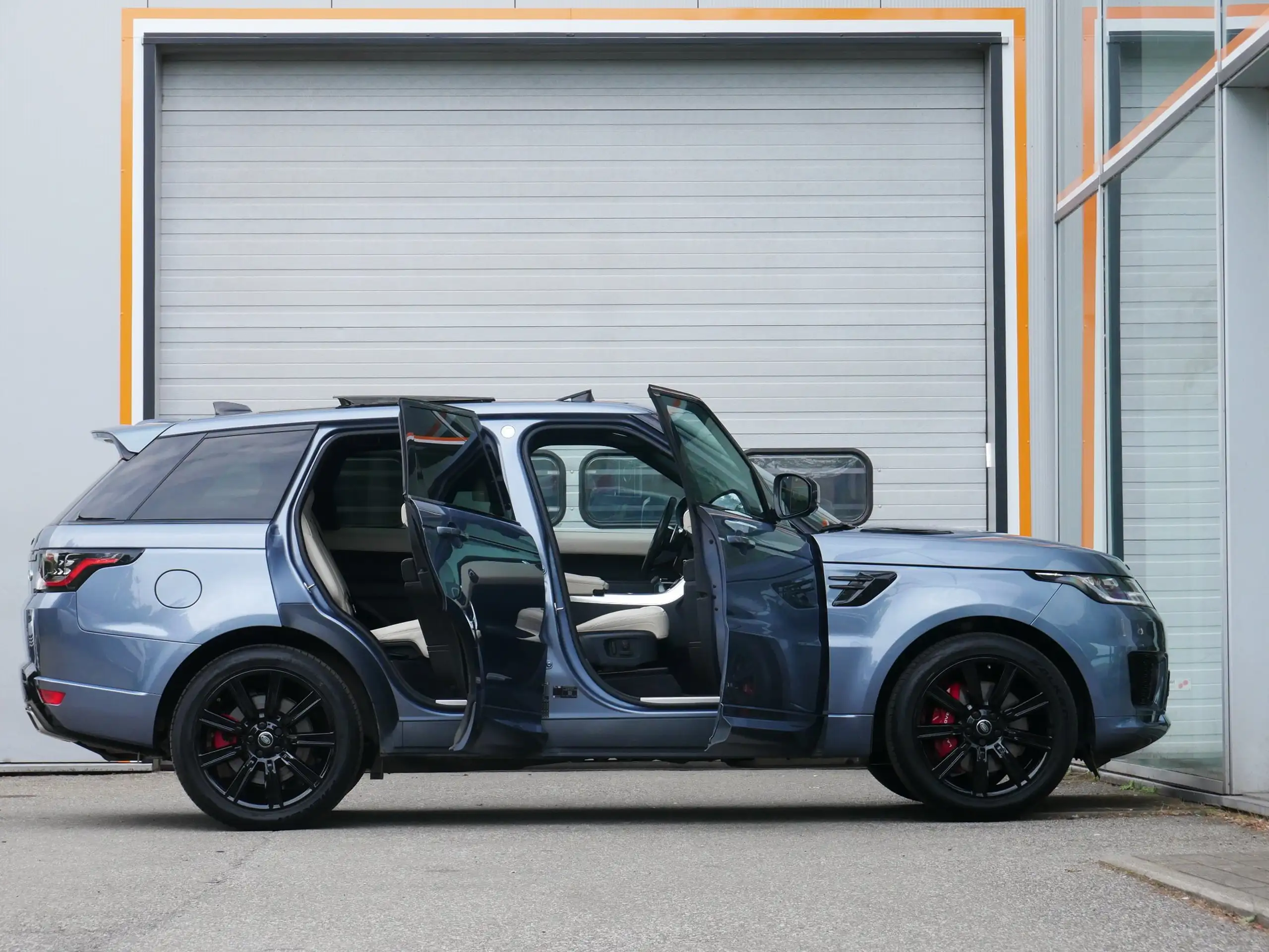 Land Rover - Range Rover Sport