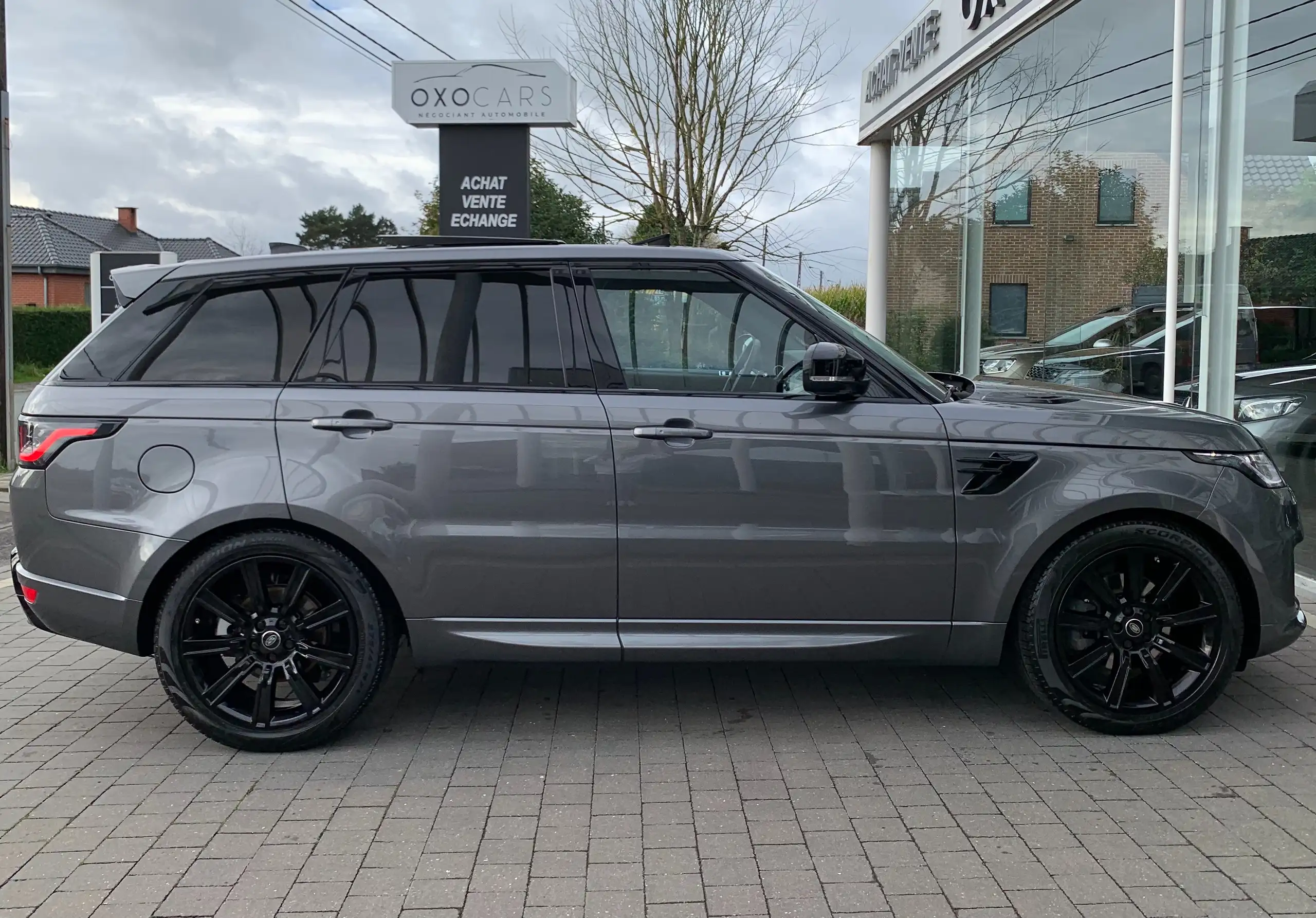 Land Rover - Range Rover Sport