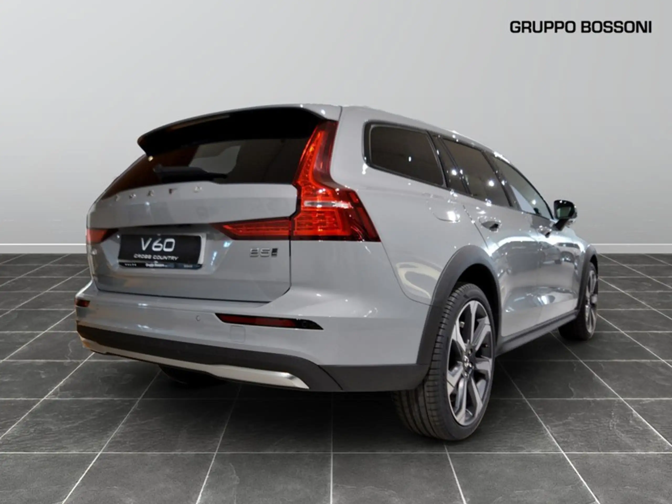 Volvo - V60 Cross Country