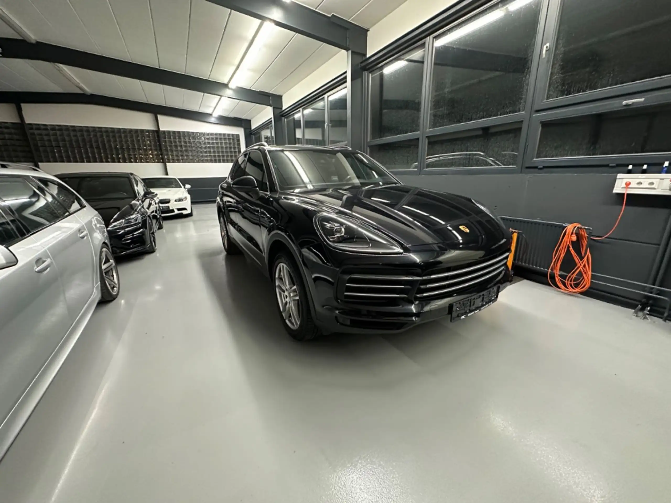 Porsche - Cayenne