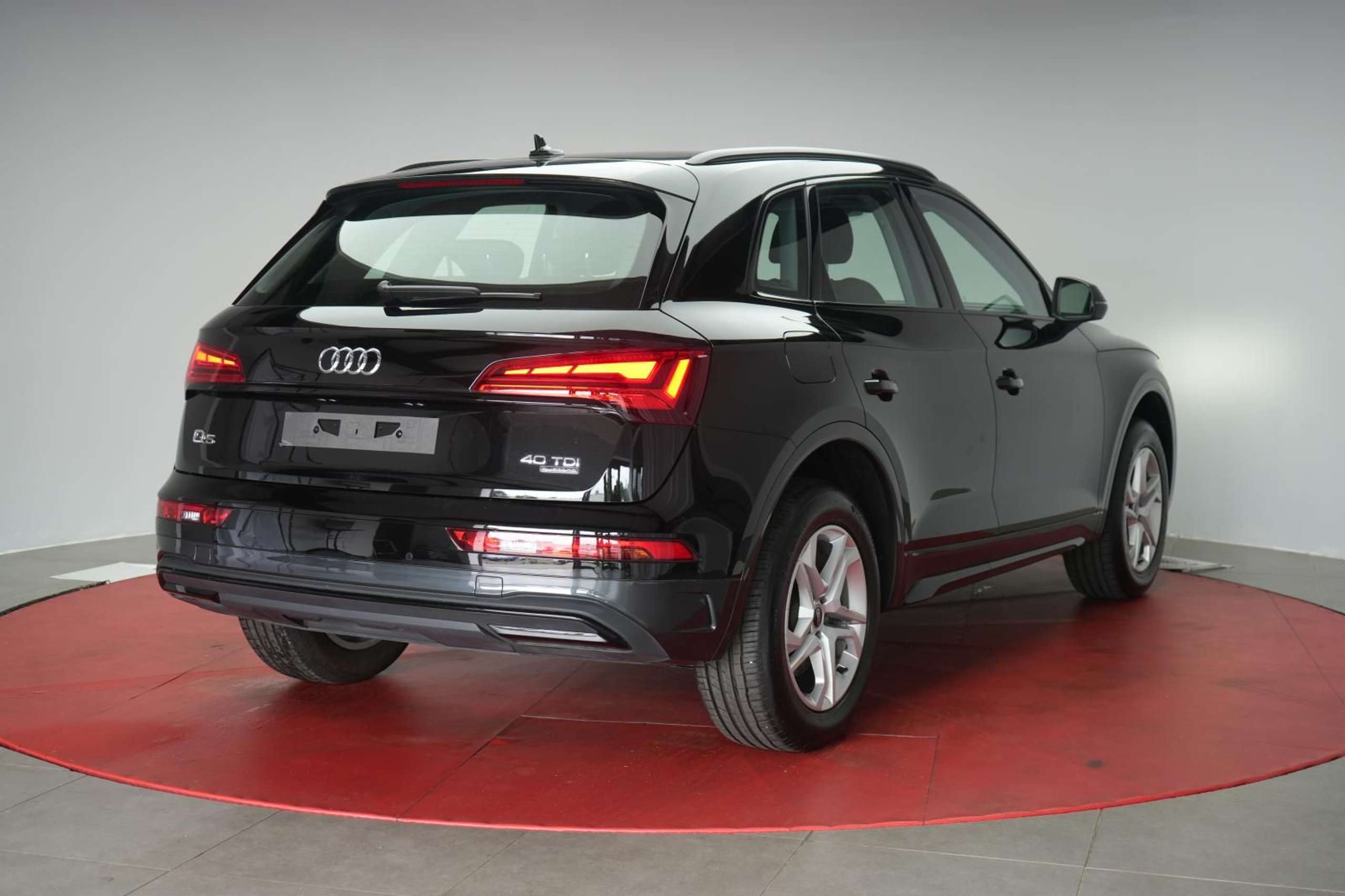 Audi - Q5