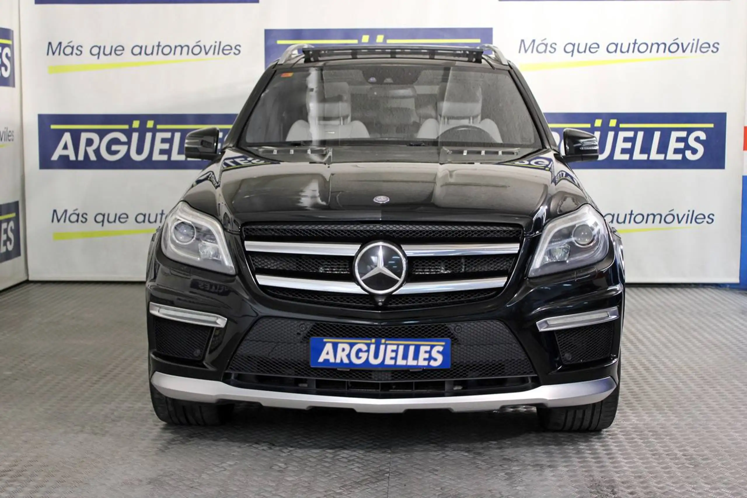 Mercedes-Benz - GL 63 AMG