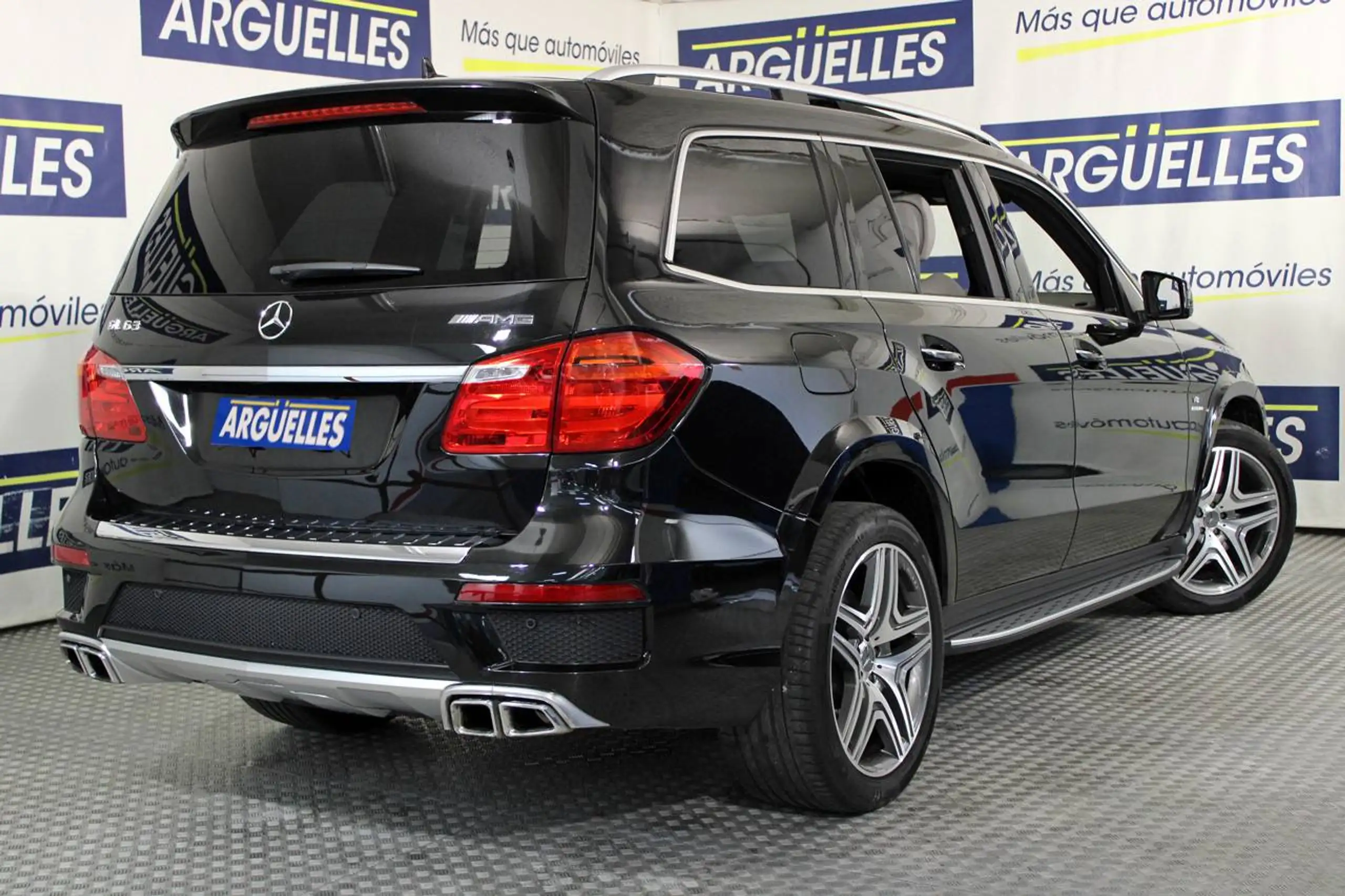 Mercedes-Benz - GL 63 AMG