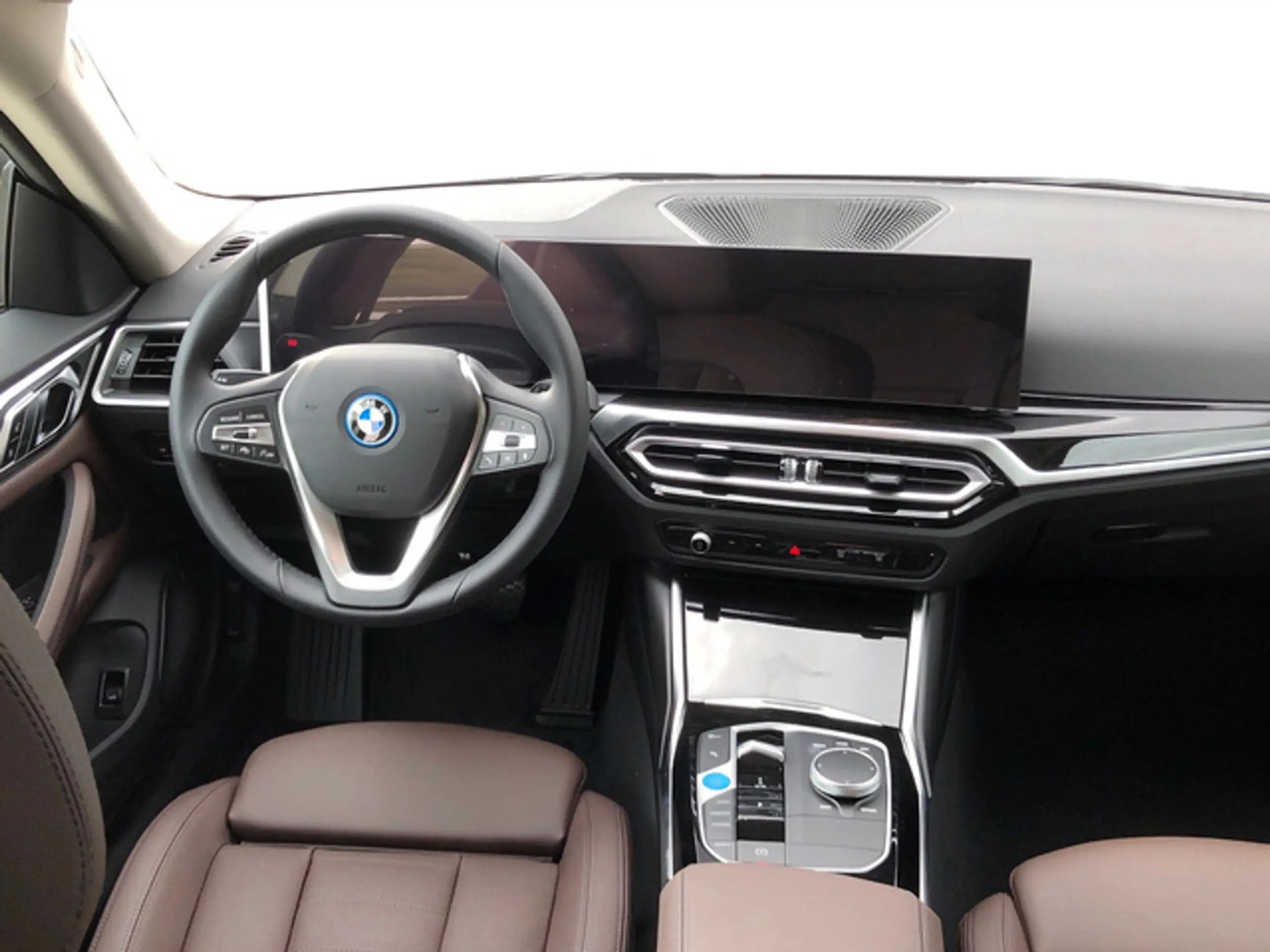 BMW - i4