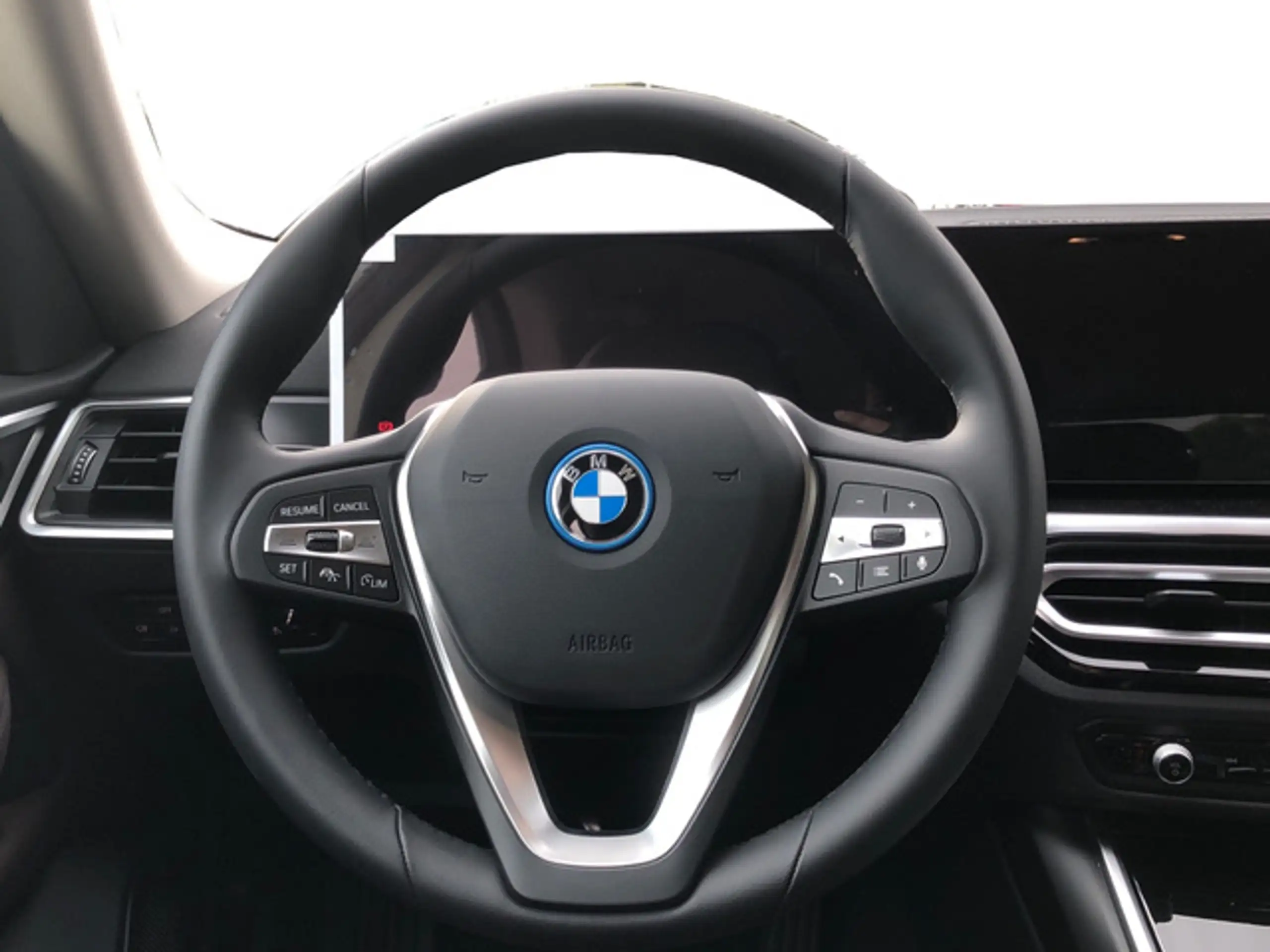 BMW - i4