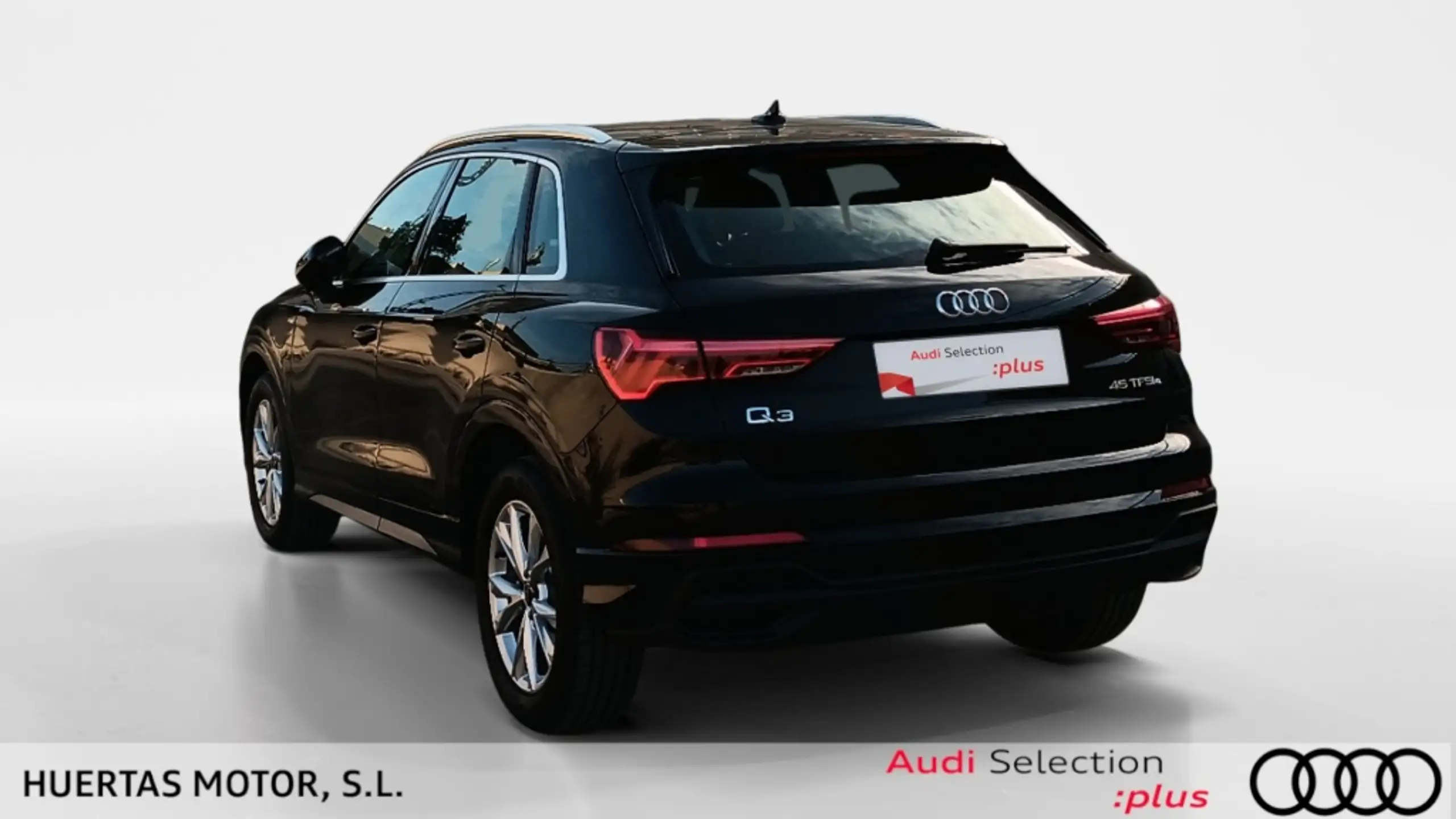 Audi - Q3