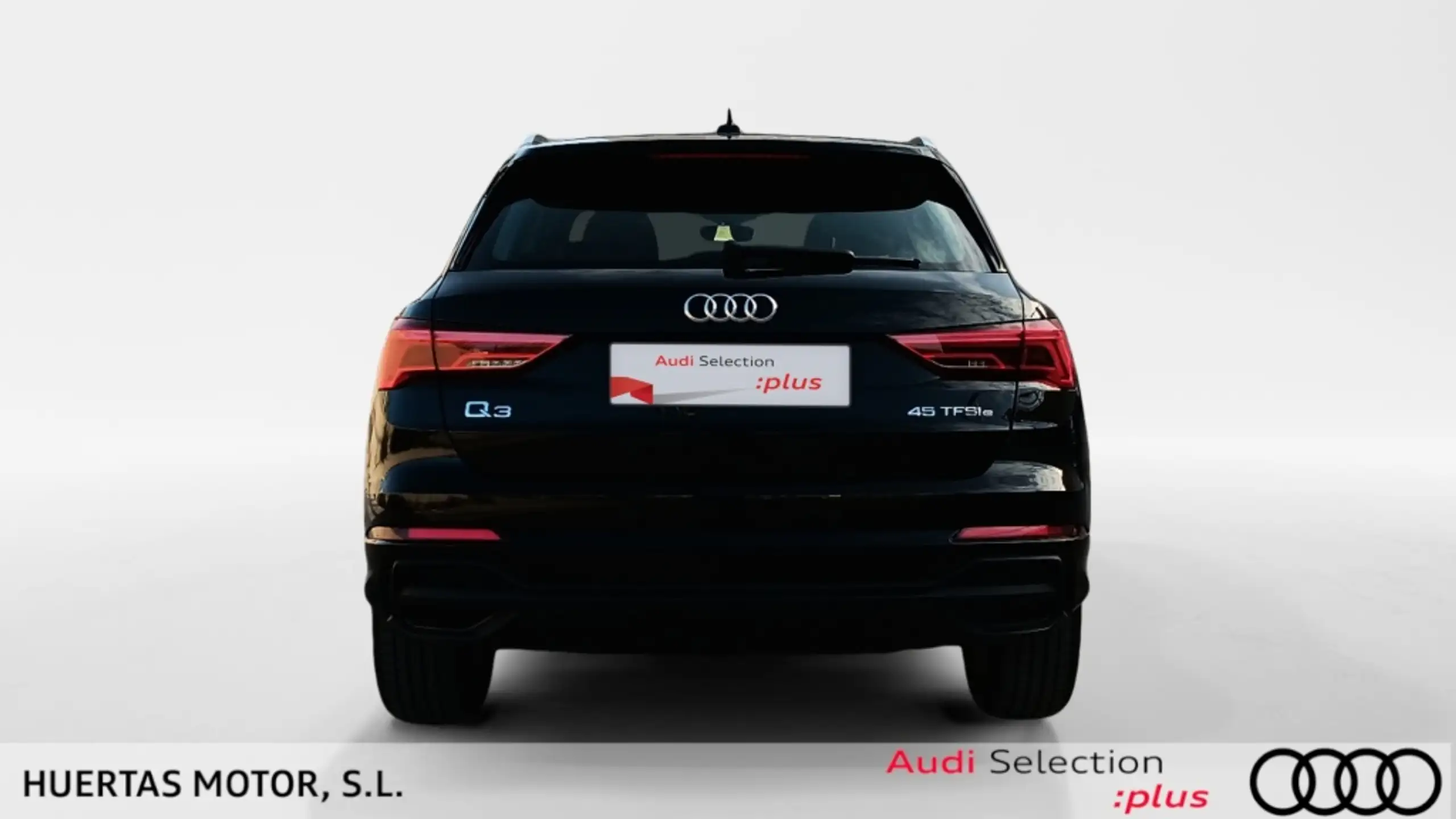 Audi - Q3