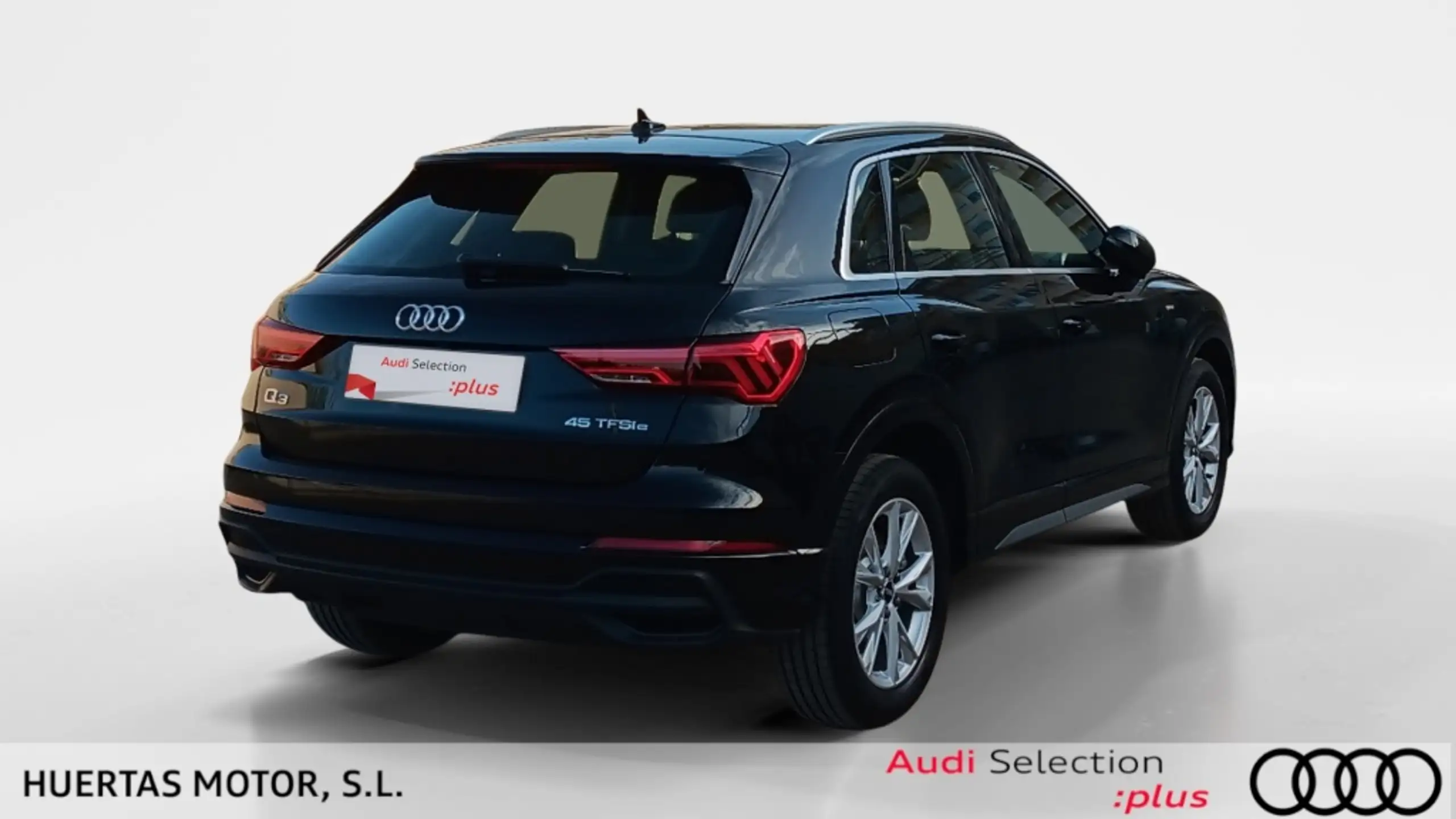 Audi - Q3