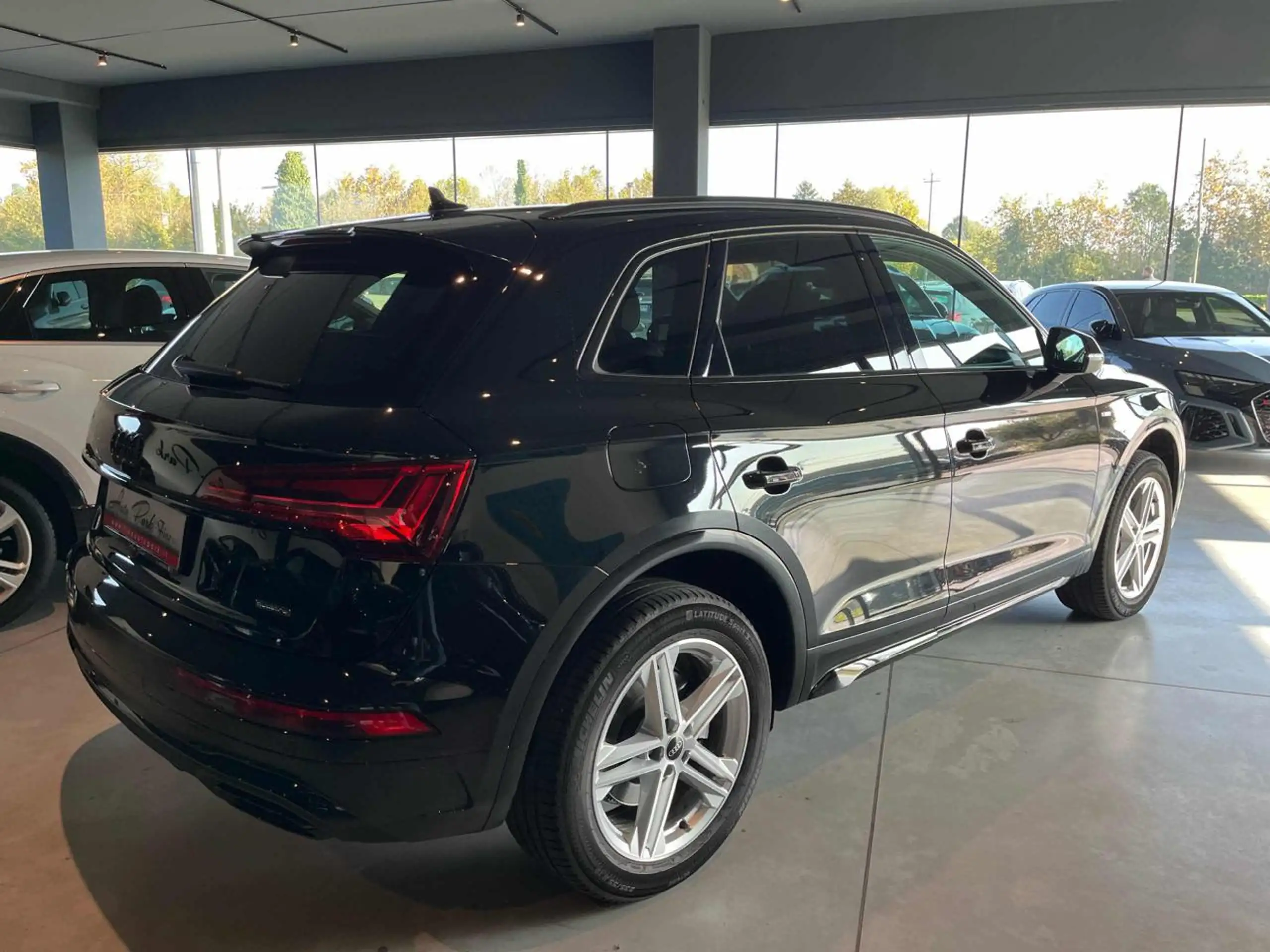 Audi - Q5