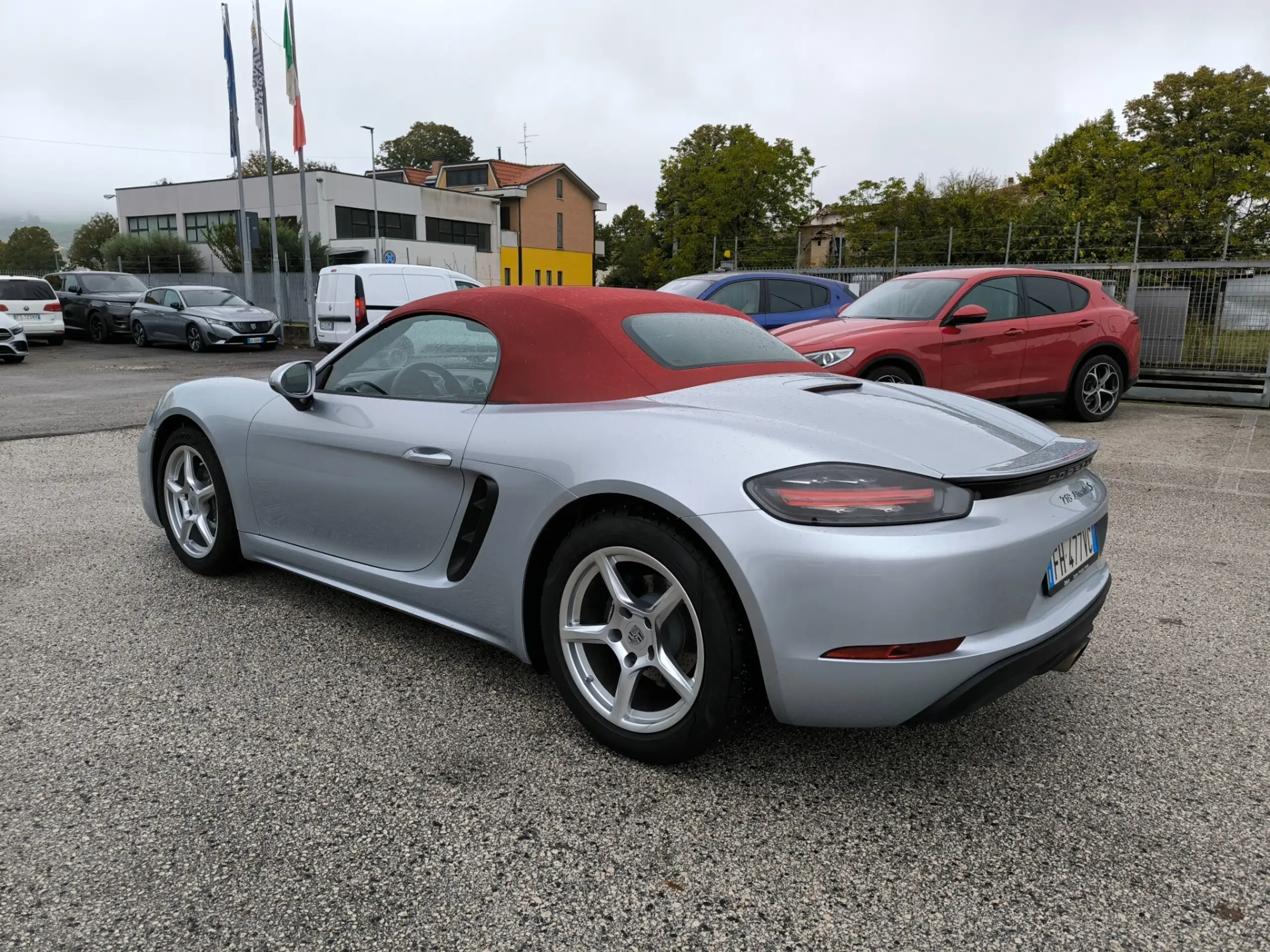 Porsche - 718 Spyder