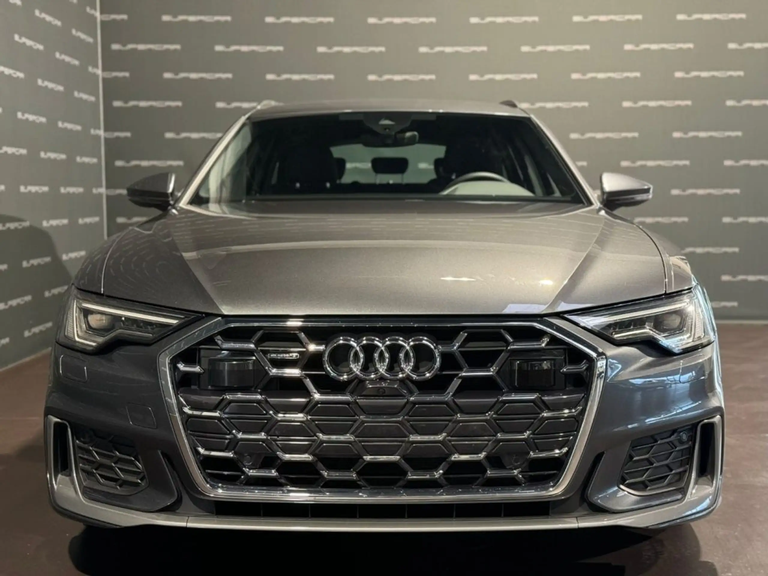 Audi - A6