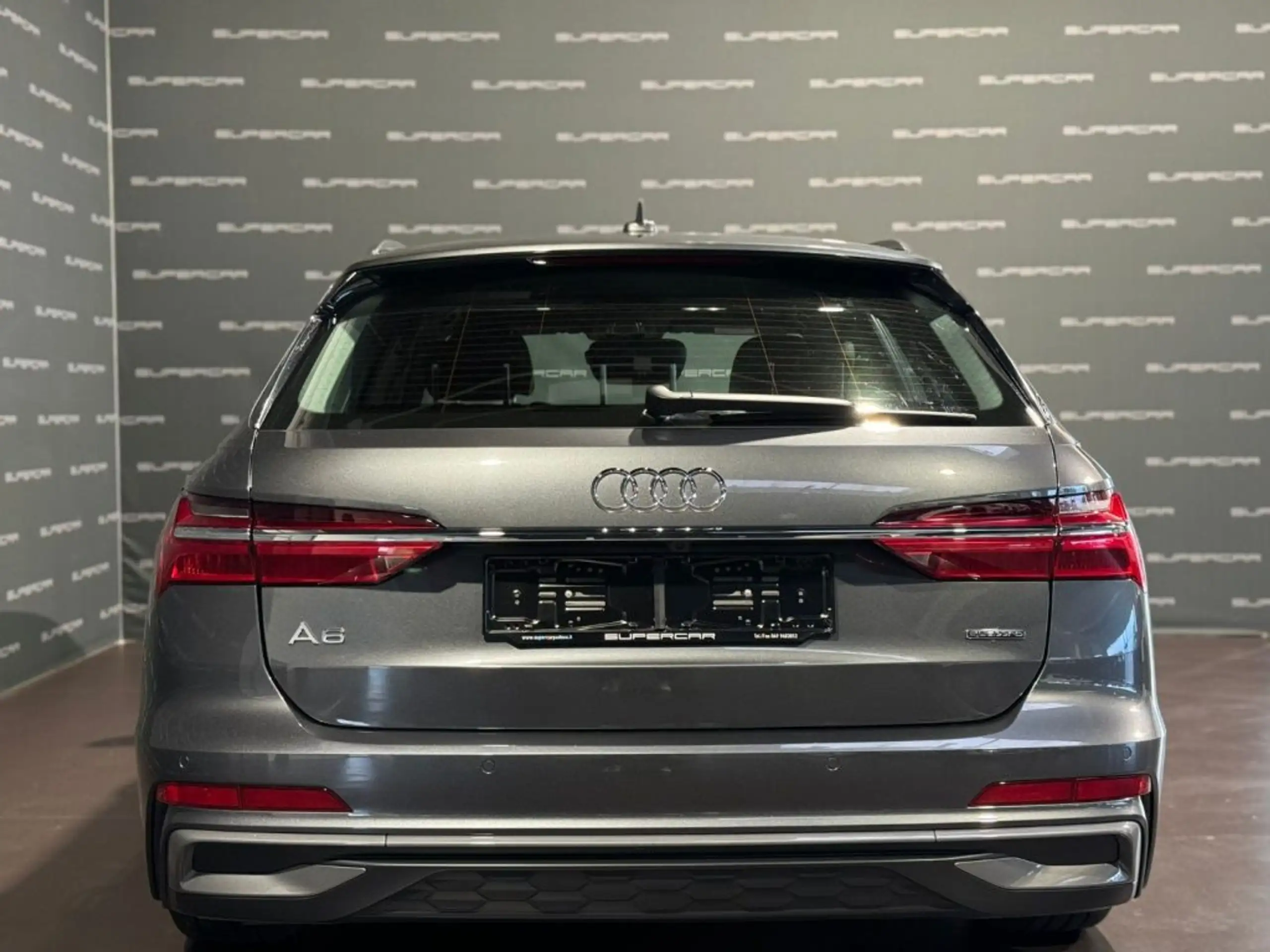 Audi - A6