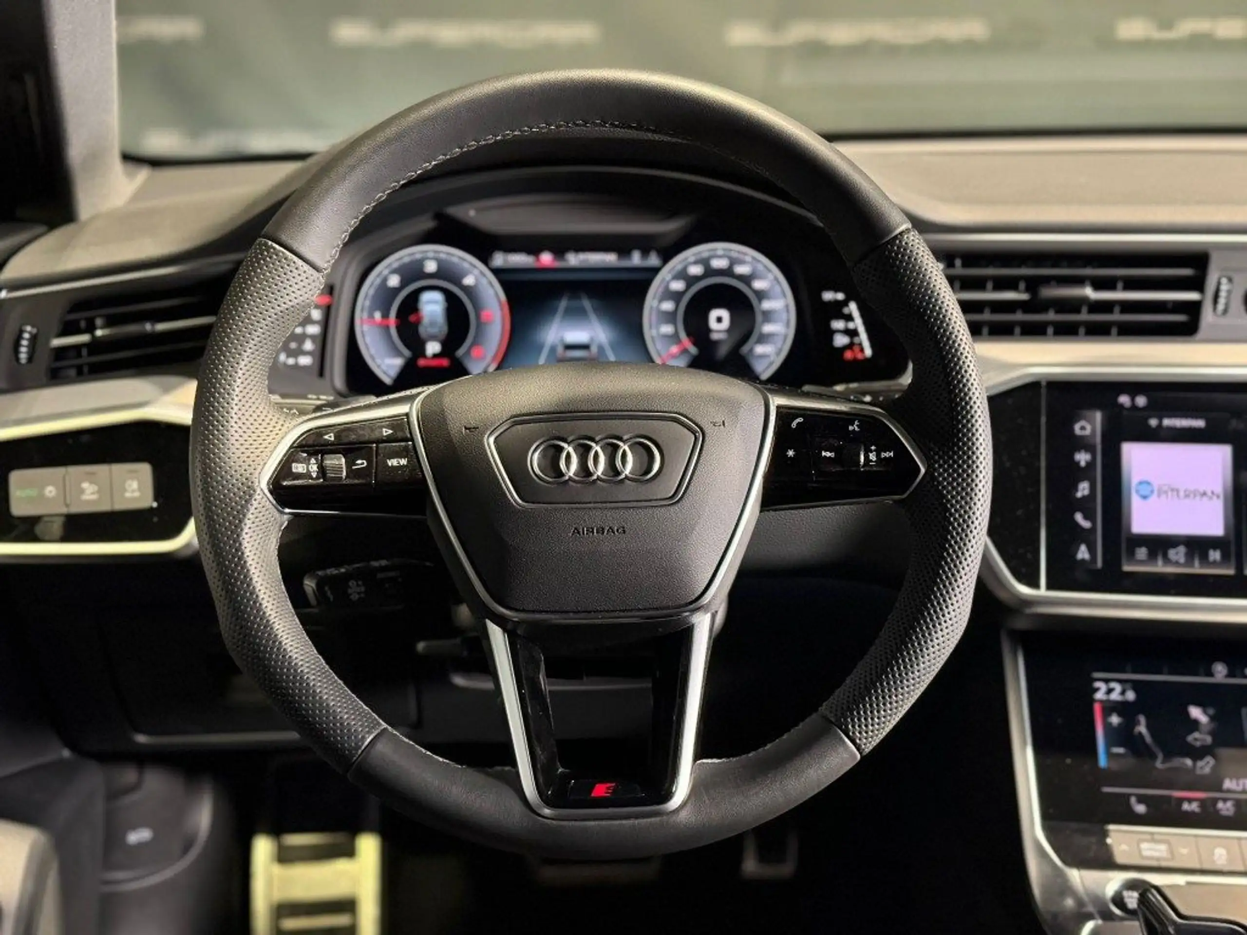 Audi - A6