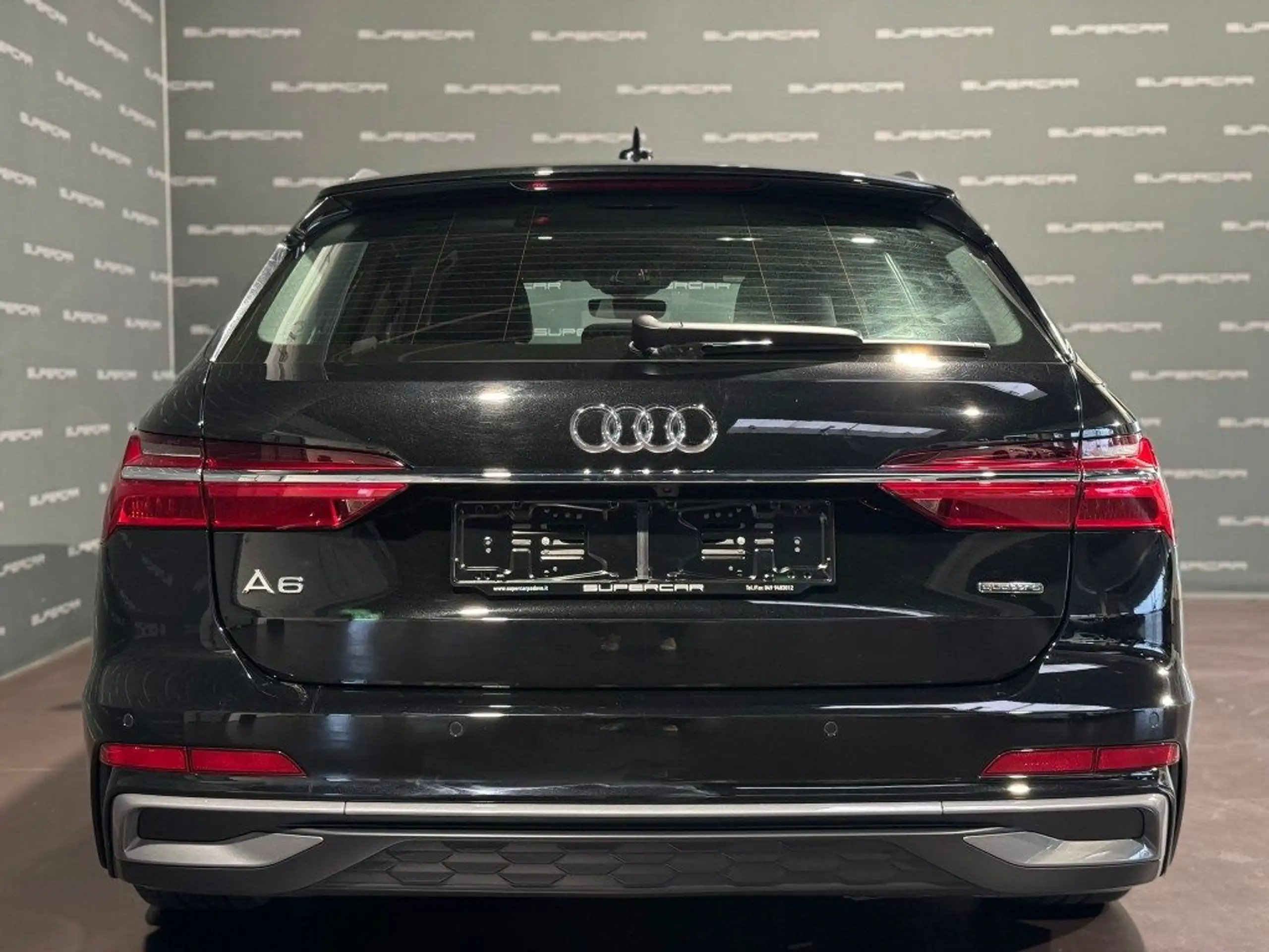 Audi - A6