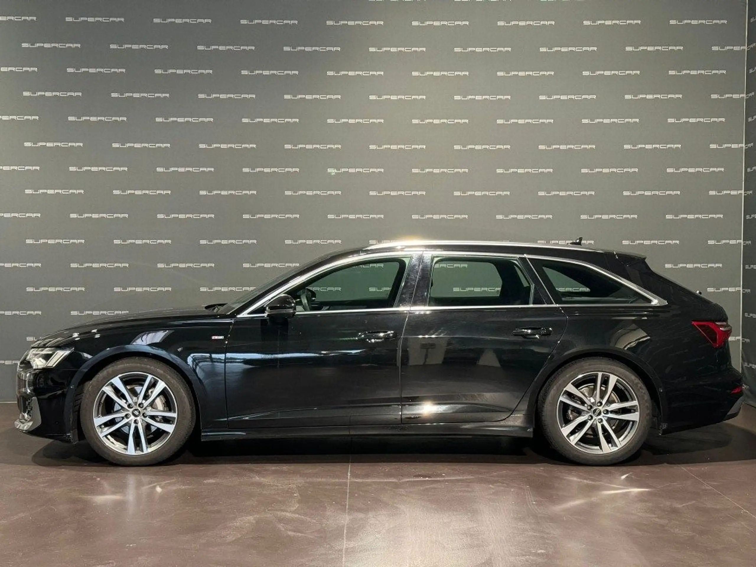 Audi - A6