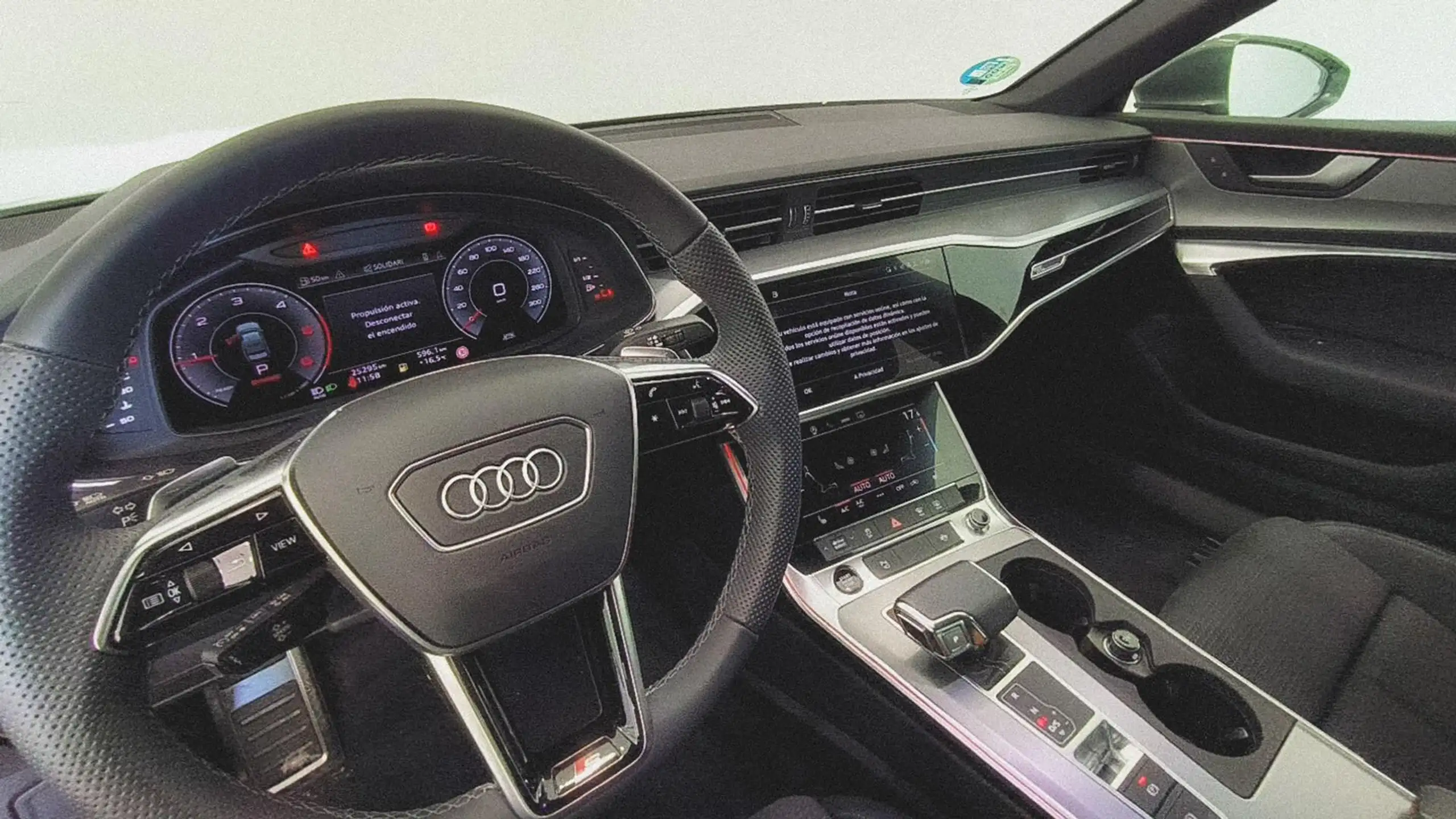 Audi - A6