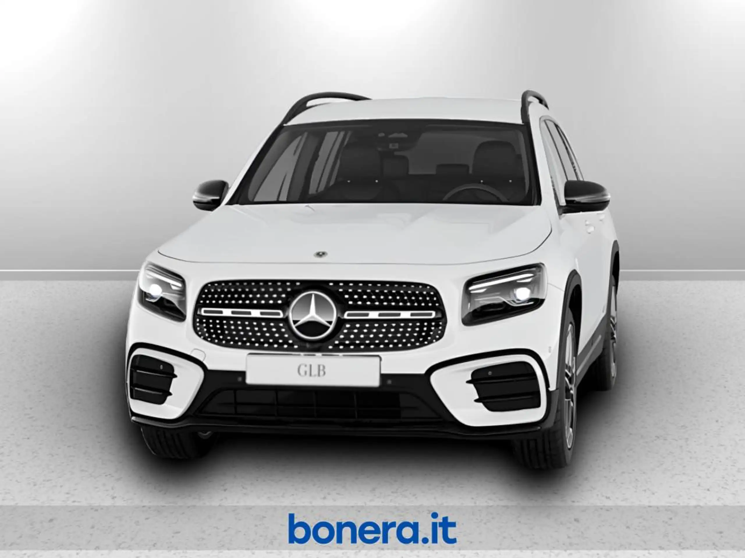 Mercedes-Benz GLB 200 2024