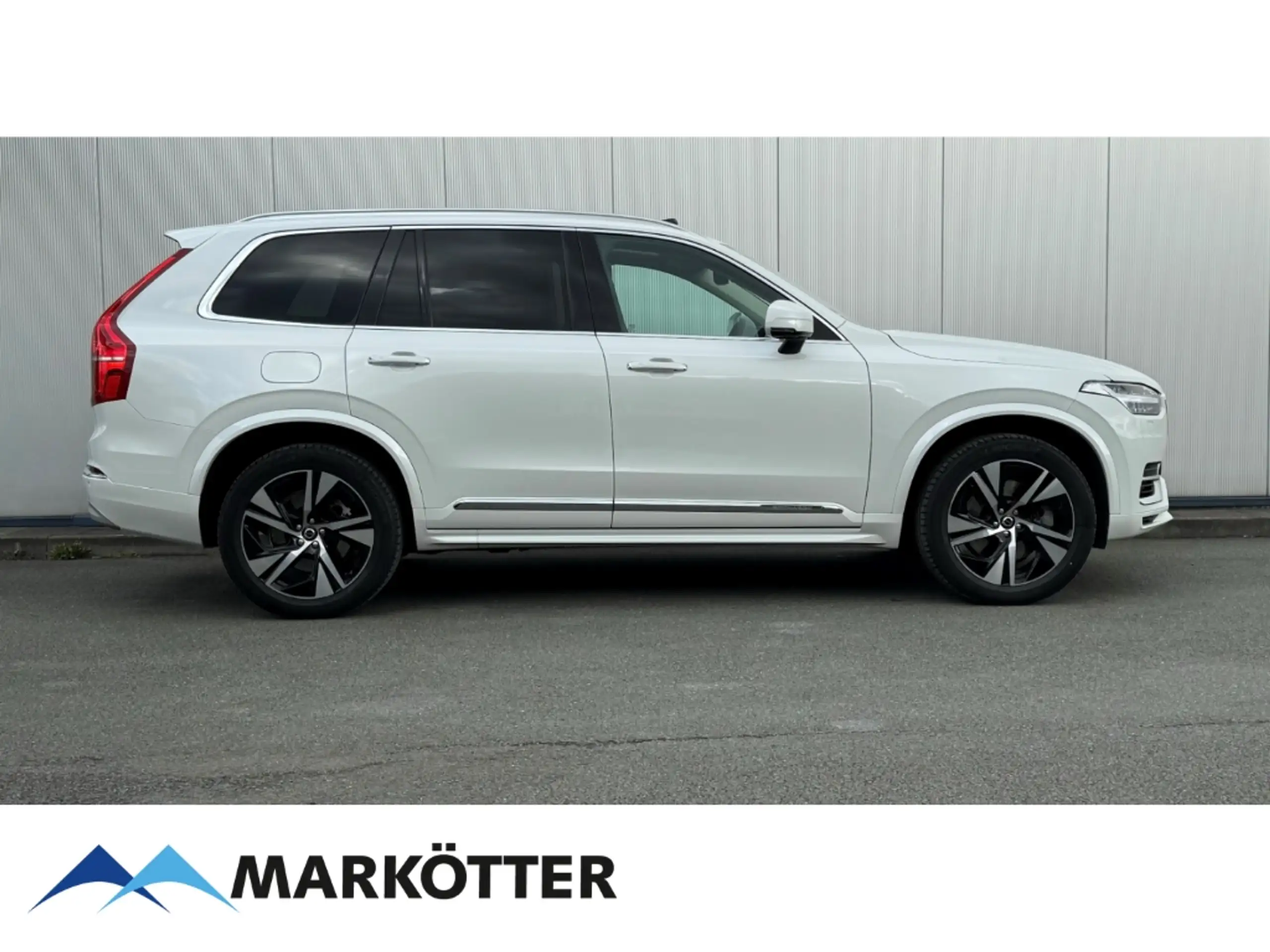 Volvo - XC90